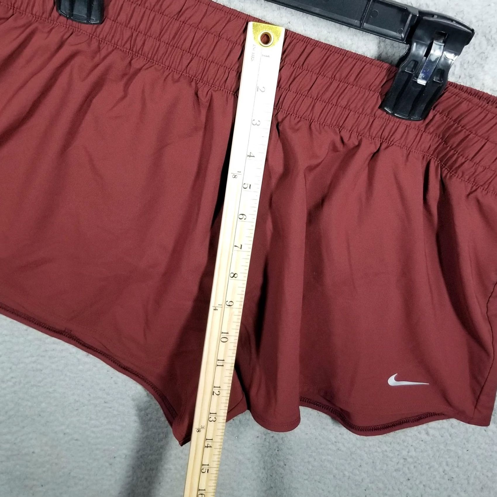 Nike Nike One Womens XL Red Dri-FIT 3" Brief Shorts DX6010-619 Size 40" / US 18 - 6 Thumbnail