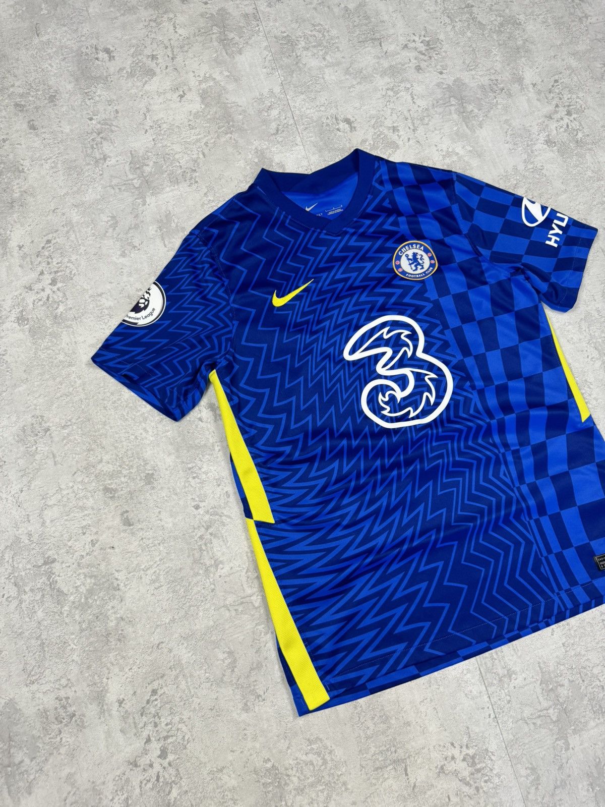 Chelsea Soccer Nike Chelsea 2021 Home Shirt Football Soccer Jersey Size L Size US L / EU 52-54 / 3 - 2 Thumbnail