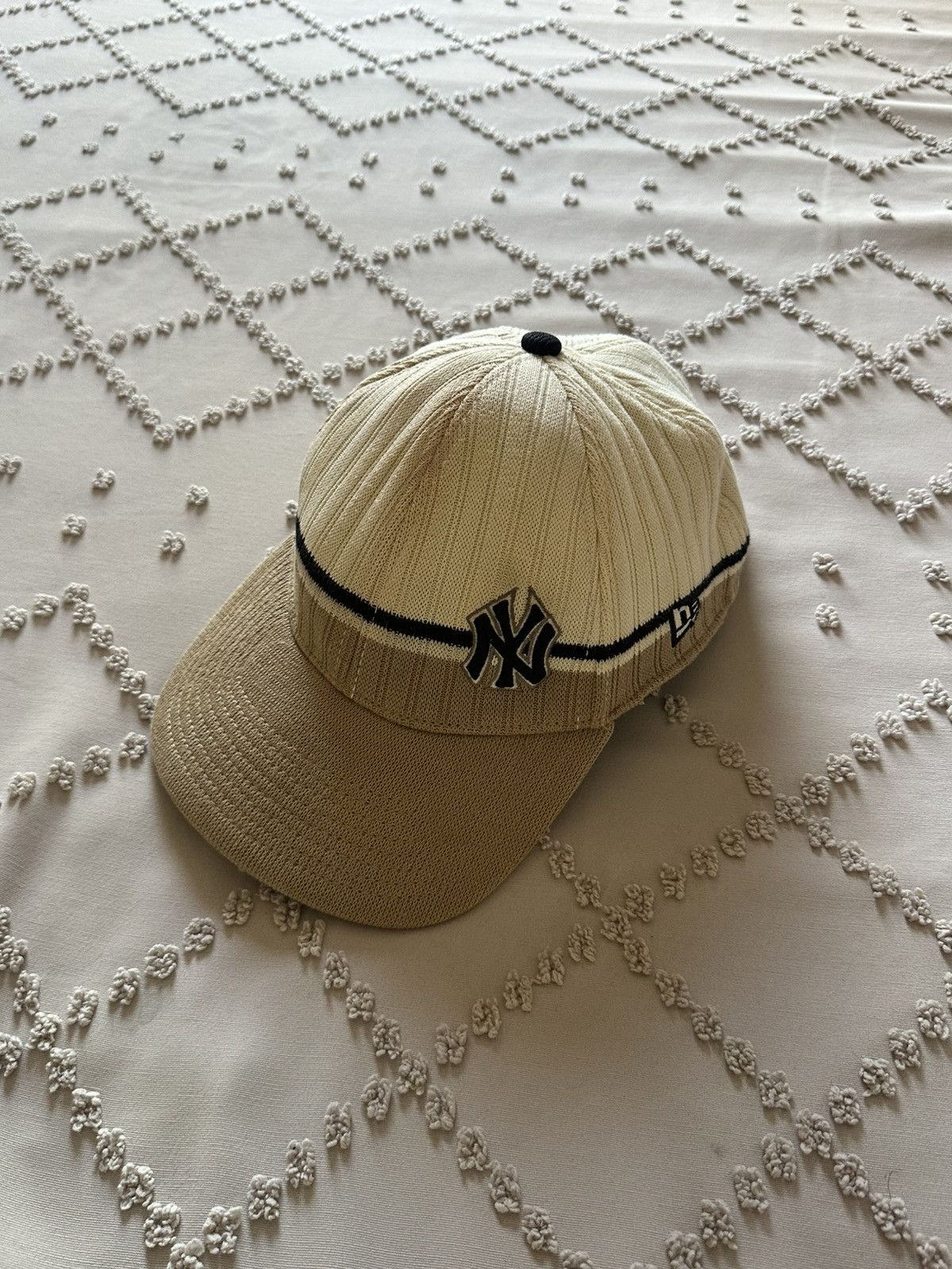 New Era NY Yankees Knit Cap Size ONE SIZE - 1 Thumbnail