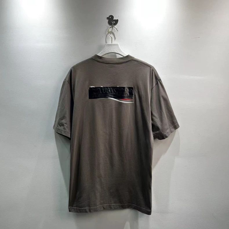 Balenciaga Balenciaga Cola Printed Short Sleeve with Concealment Size US XS / EU 42 / 0 - 2 Thumbnail