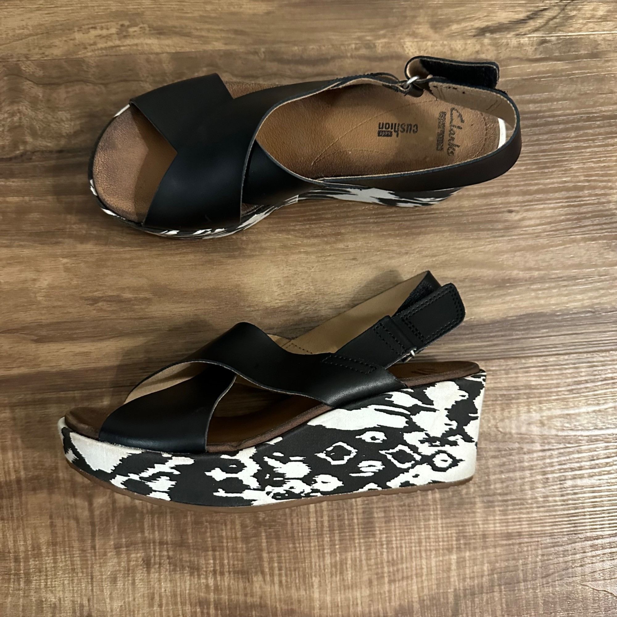 Clarks Clarks Stasha Hale Wedge Slingback strap black/whiteSz 7 Size US 7 / IT 37 - 4 Thumbnail