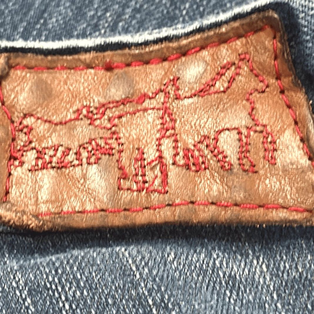 Levi's VINTAGE Levi's Red Collection Limited Edition Jeans Tag W 32x32 Unique Patch Men Jeans 32 Blue Loose Patch 32 Mens Size US 32 / EU 48 - 2 Thumbnail