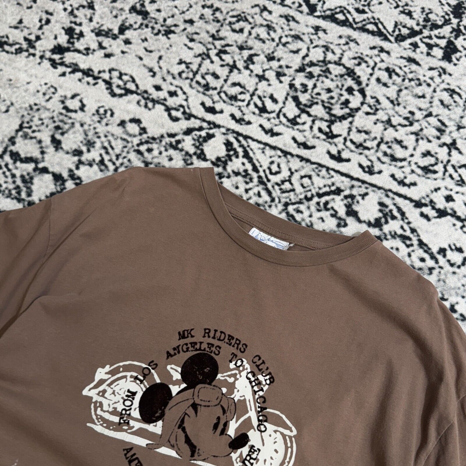 Disney × Vintage Vintage Disney Brown Cotton T-Shirt Size L Mickey Mouse Size US L / EU 52-54 / 3 - 6 Thumbnail
