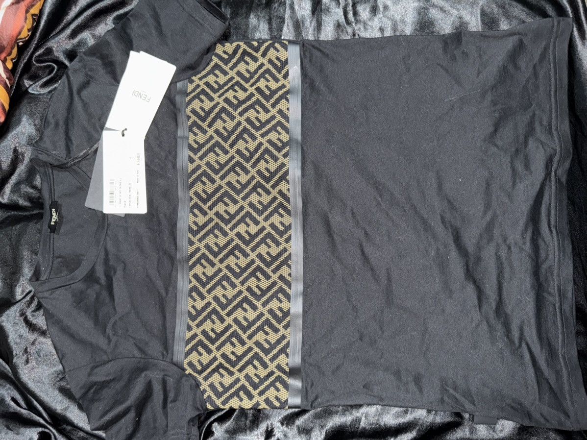 Fendi M. T-Shirt/knit fabric Size US XS / EU 42 / 0 - 5 Thumbnail