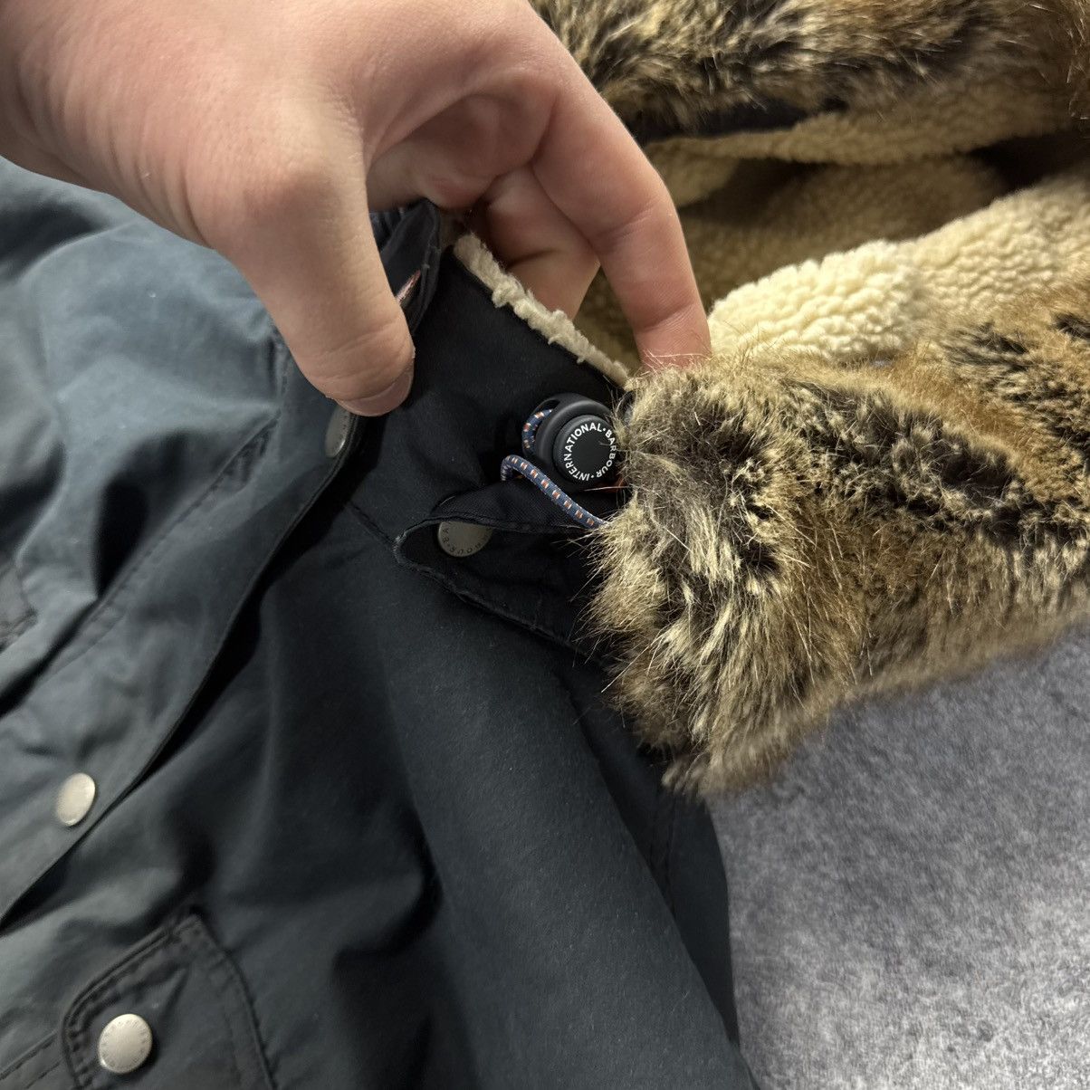 Barbour Barbour Carribena Wax Jacket / Gorpcore Luxury Parka Size M / US 6-8 / IT 42-44 - 9 Thumbnail
