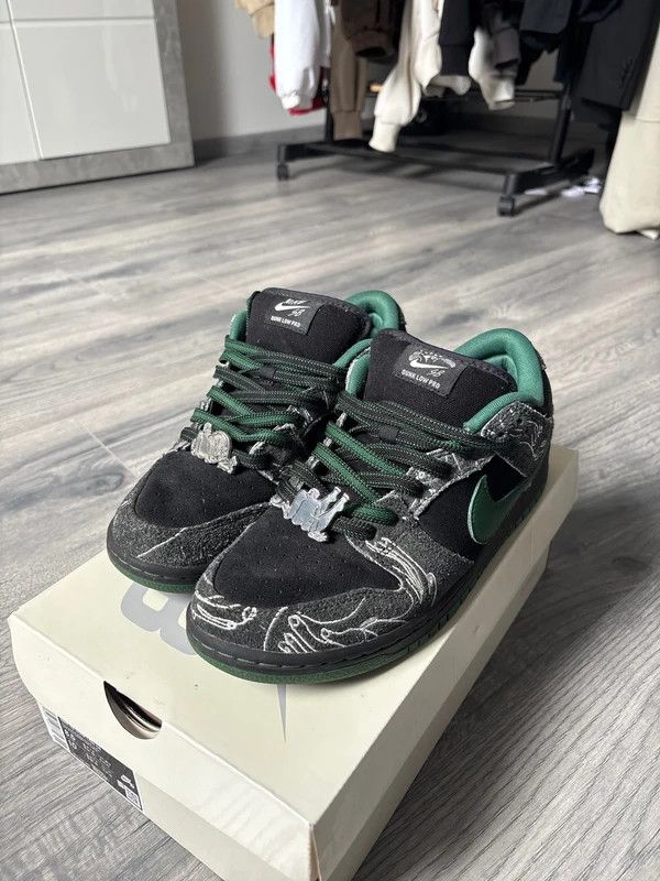 Nike Nike SB Dunk Low QS Size US 9 / EU 42 - 1 Thumbnail