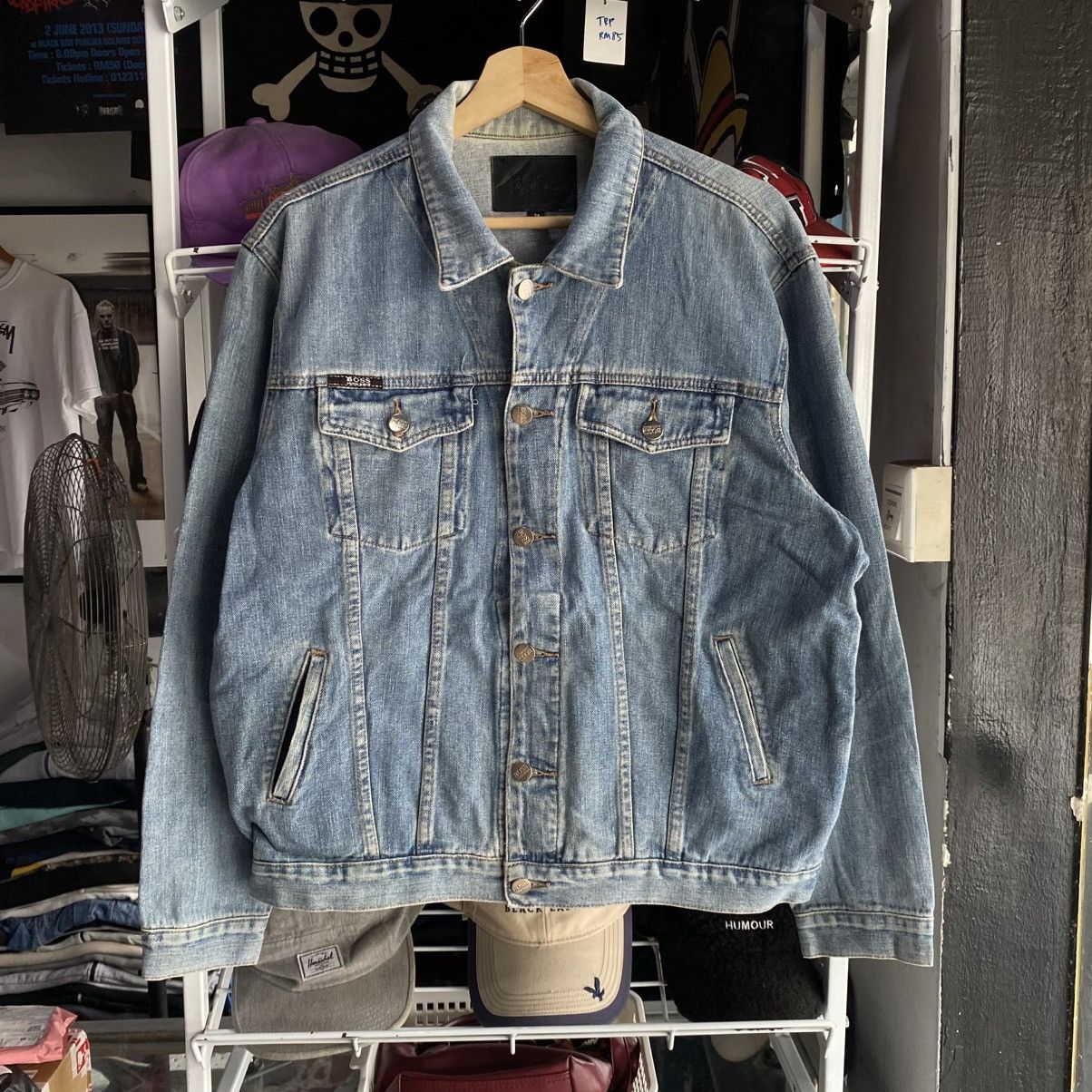 Hugo Boss Hugo Boss Faded Blue Denim Jacket Size US M / EU 48-50 / 2 - 1 Thumbnail