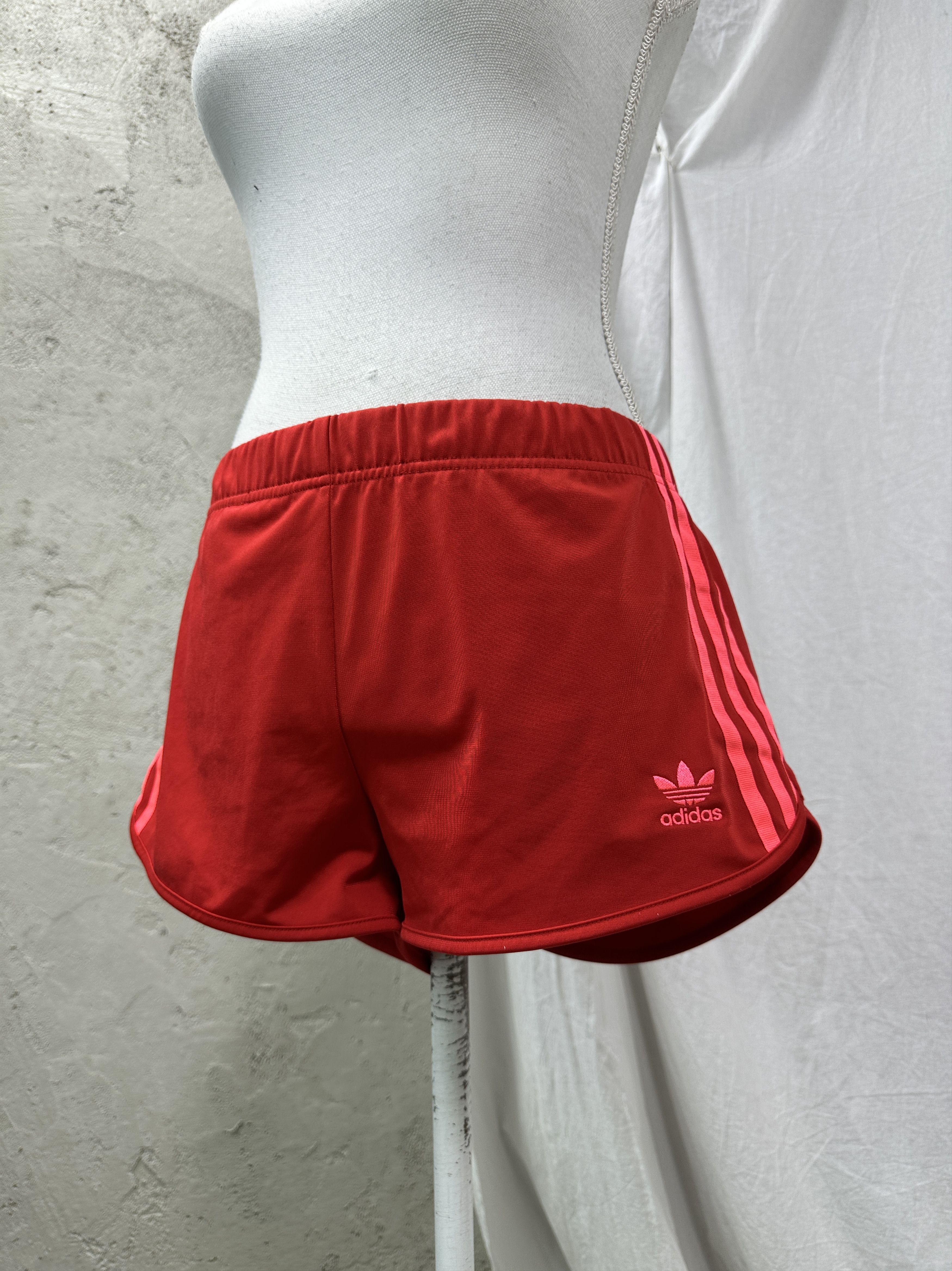 Adidas Vintage Sporty Streetwear Athleisure Adidas Shorts Y2K Size 25" / US 0 / IT 36 - 1 Thumbnail