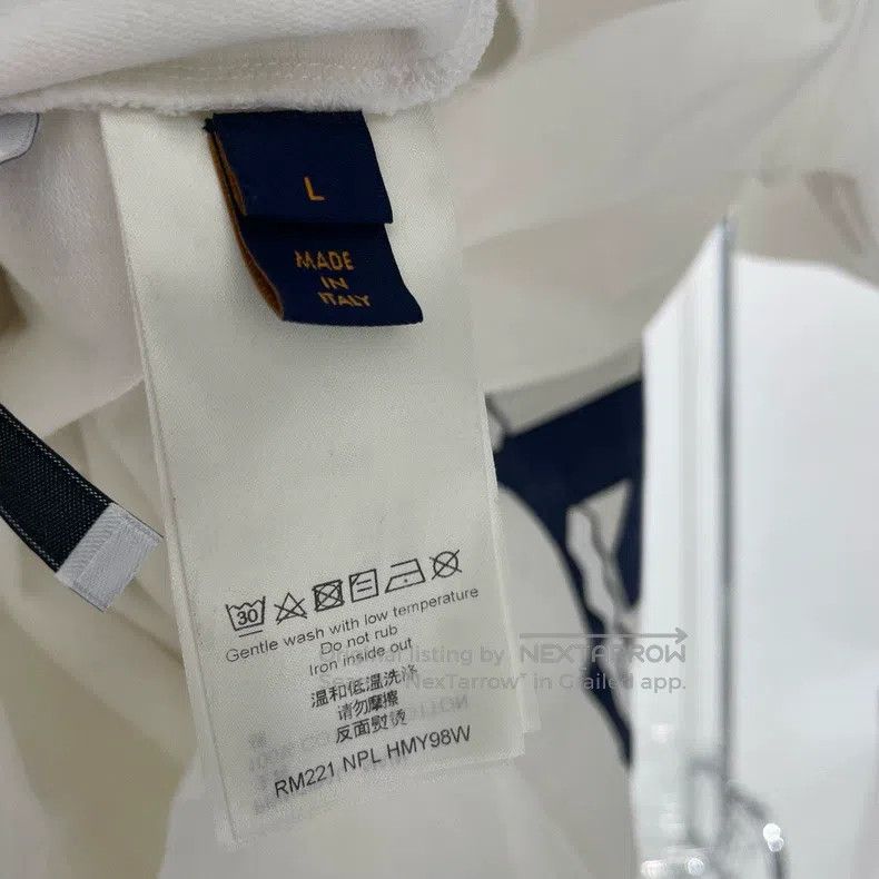 Louis Vuitton Louis Vuitton Snow Letter Short Sleeve Size US L / EU 52-54 / 3 - 5 Thumbnail