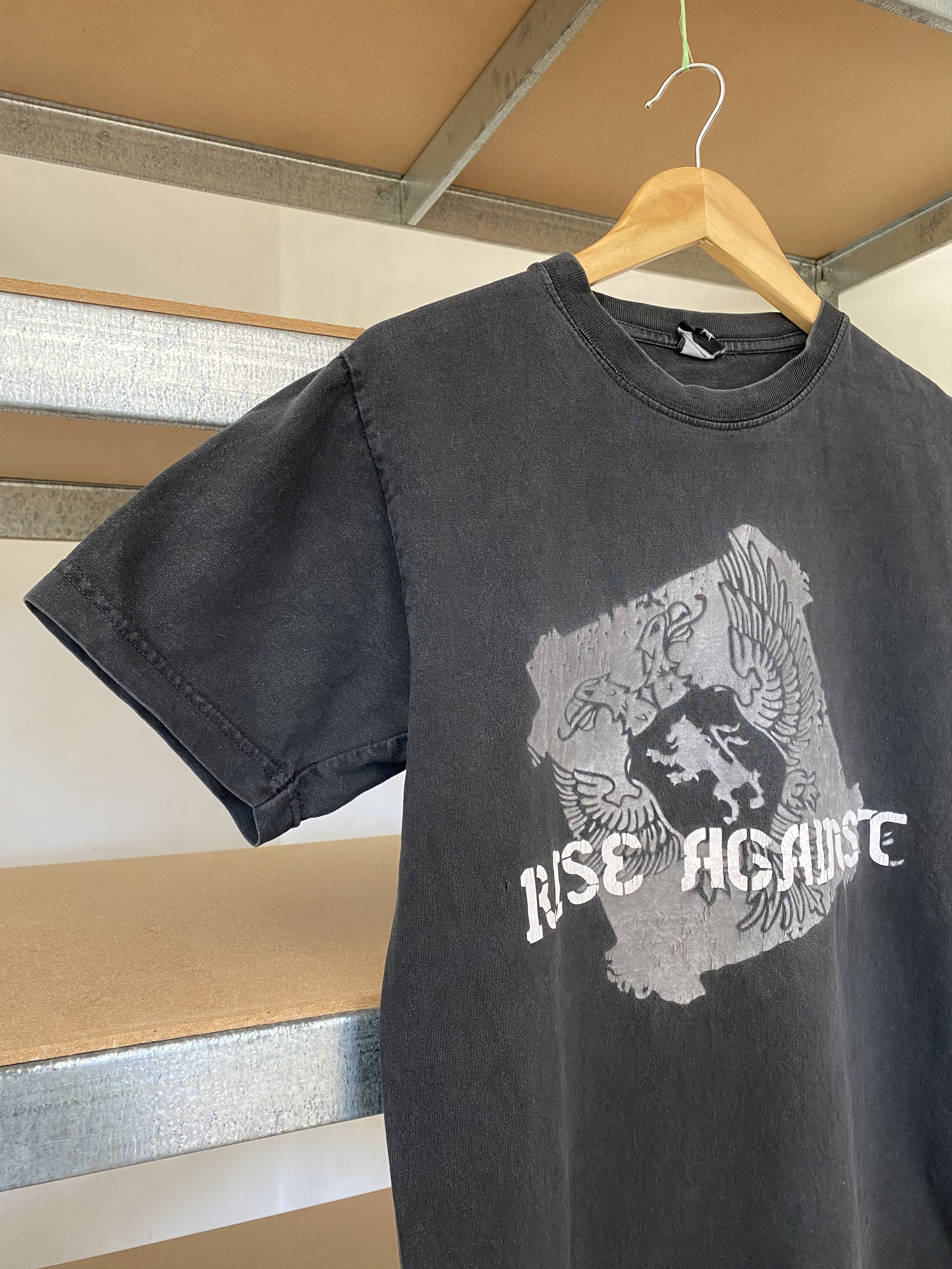 Band Tees Vintage 2000s Rise Against Rock Band T-shirt Size US S / EU 44-46 / 1 - 3 Thumbnail