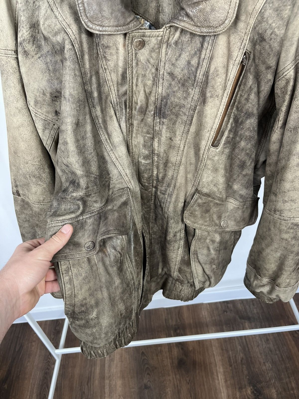 Genuine Leather Vintage Distressed Leather Jacket Brown Bomber Style Coat Size US XL / EU 56 / 4 - 7 Thumbnail