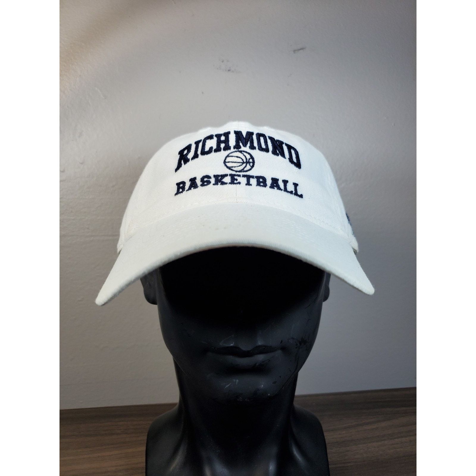 NCAA University of Richmond Spiders Basketball Hat Legacy Cap Size ONE SIZE - 4 Thumbnail