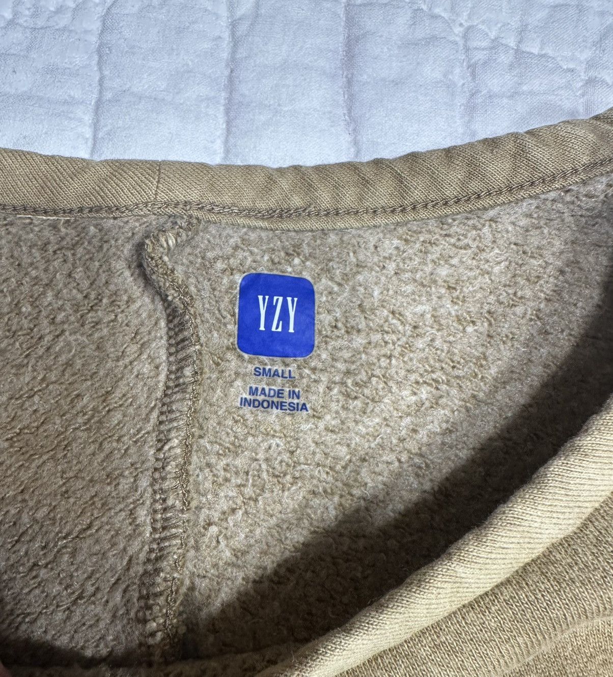 Balenciaga × Gap × Kanye West YEEZY GAP UNRELEASED FLEECE YOKE TSHIRT/Bronze Small Size US S / EU 44-46 / 1 - 3 Thumbnail