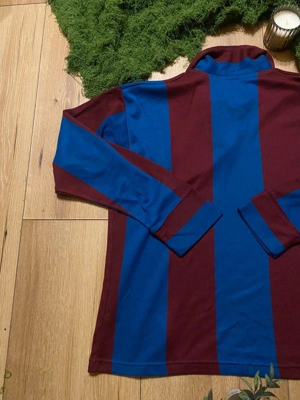Other FC Barcelona 1920 Jersey Edition Socios 2005 Official Size US L / EU 52-54 / 3 - 8 Thumbnail