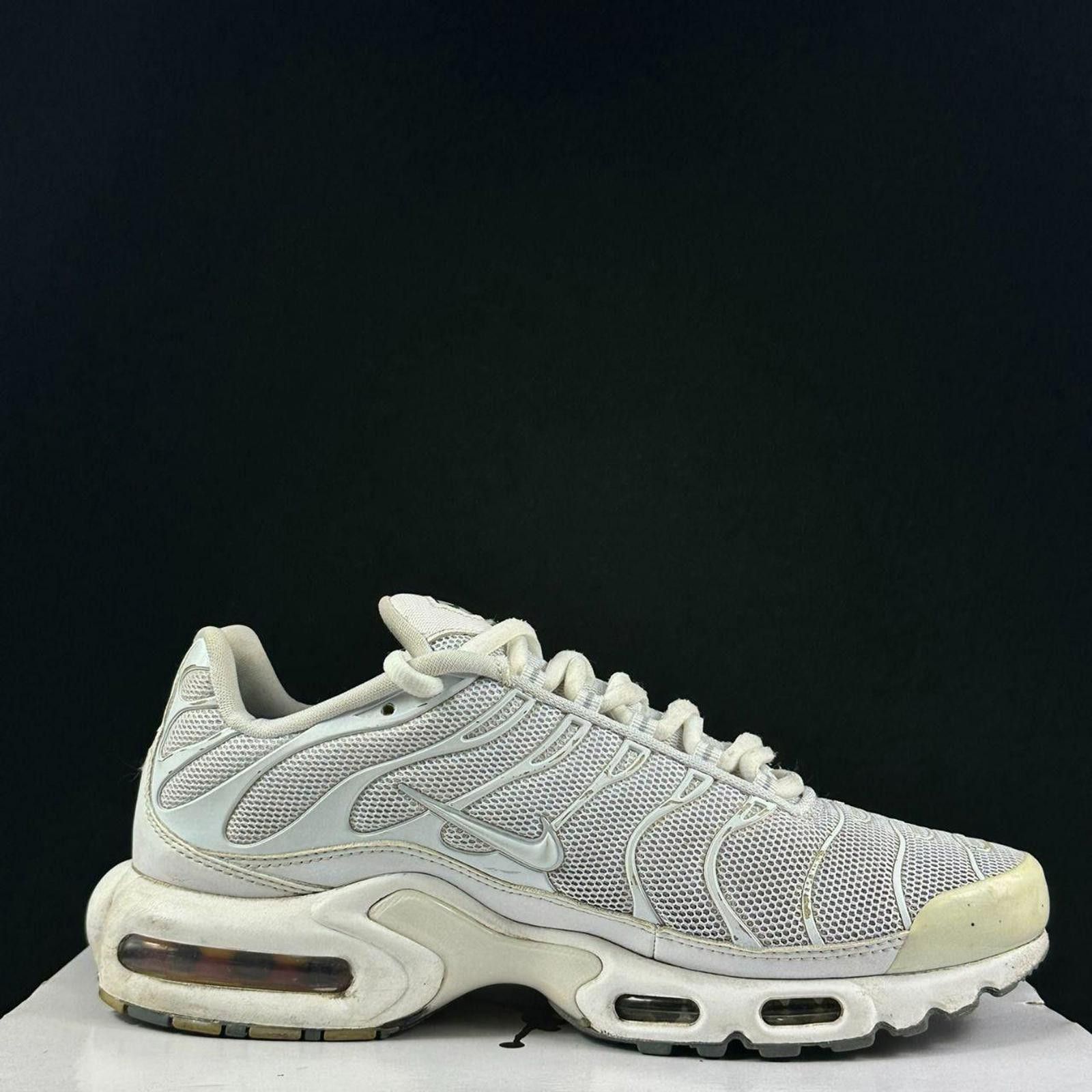 Nike Nike Air Max Plus “White / Pure Platinum” — US 9 Size US 9 / EU 42 - 2 Thumbnail