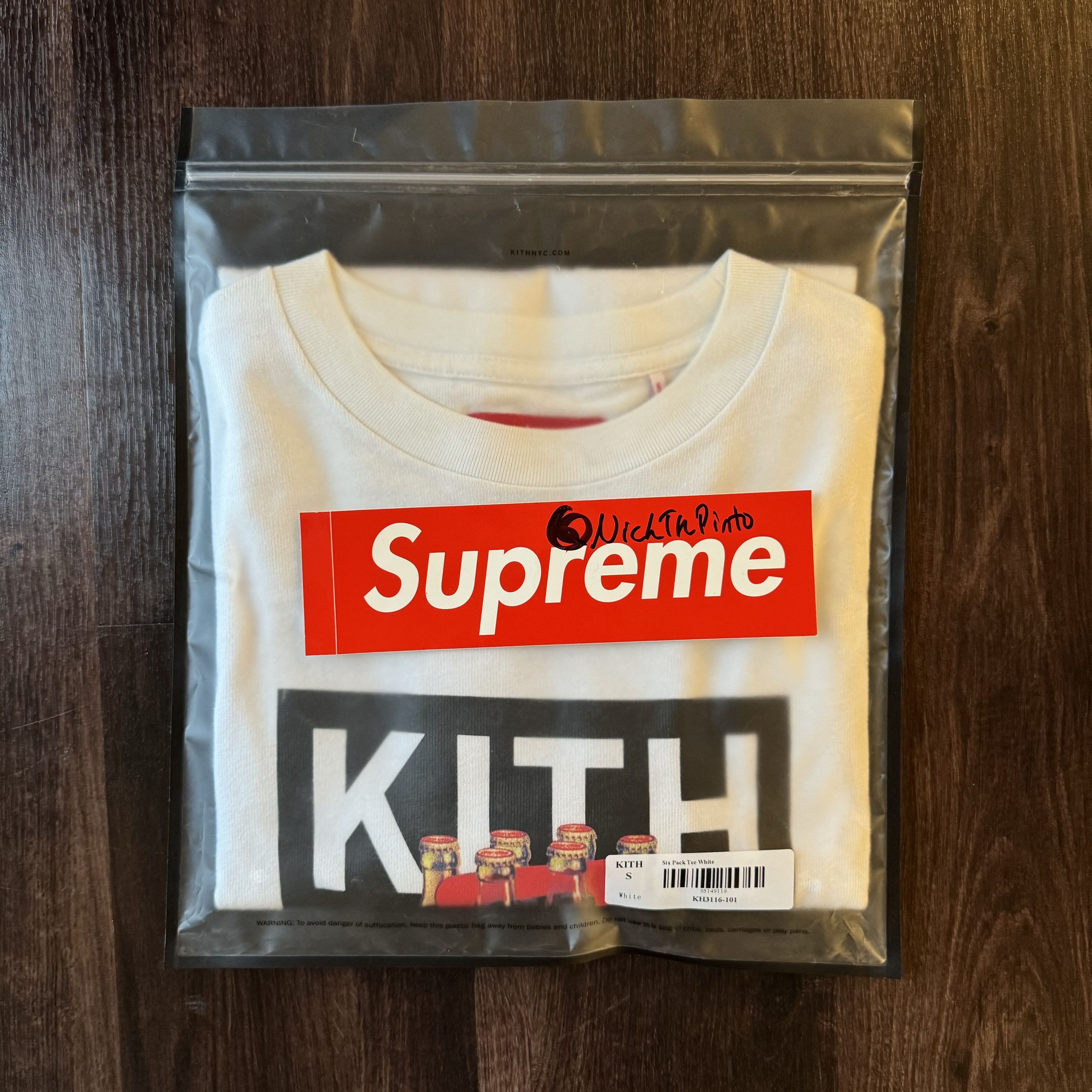 Coca Cola × Kith Six Pack Tee Size US S / EU 44-46 / 1 - 5 Thumbnail