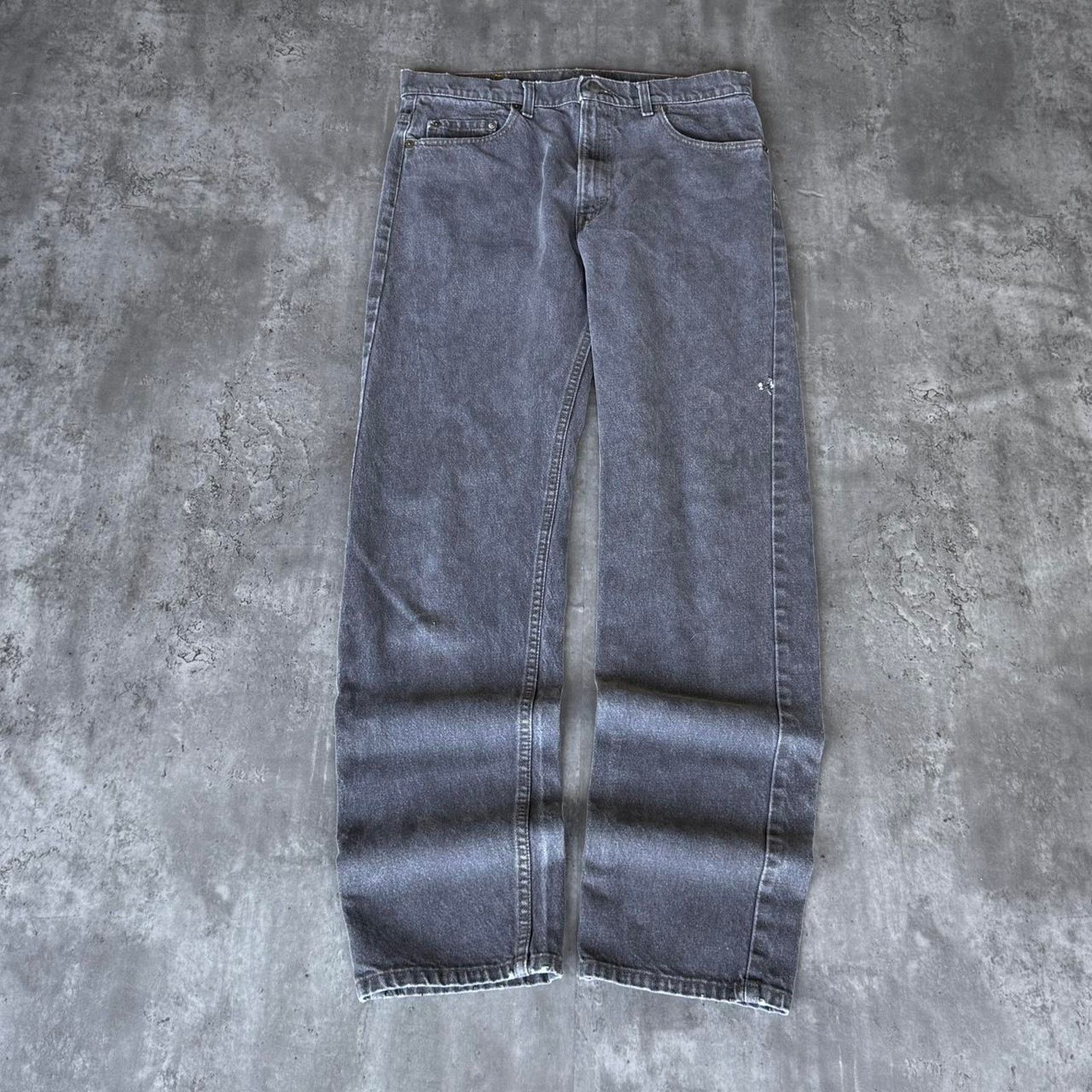 Levi's × Levi's Vintage Clothing × Vintage Vintage Y2K Levi’s Faded Grey Stacked Streetwear Denim Jeans Size US 34 / EU 50 - 2 Thumbnail