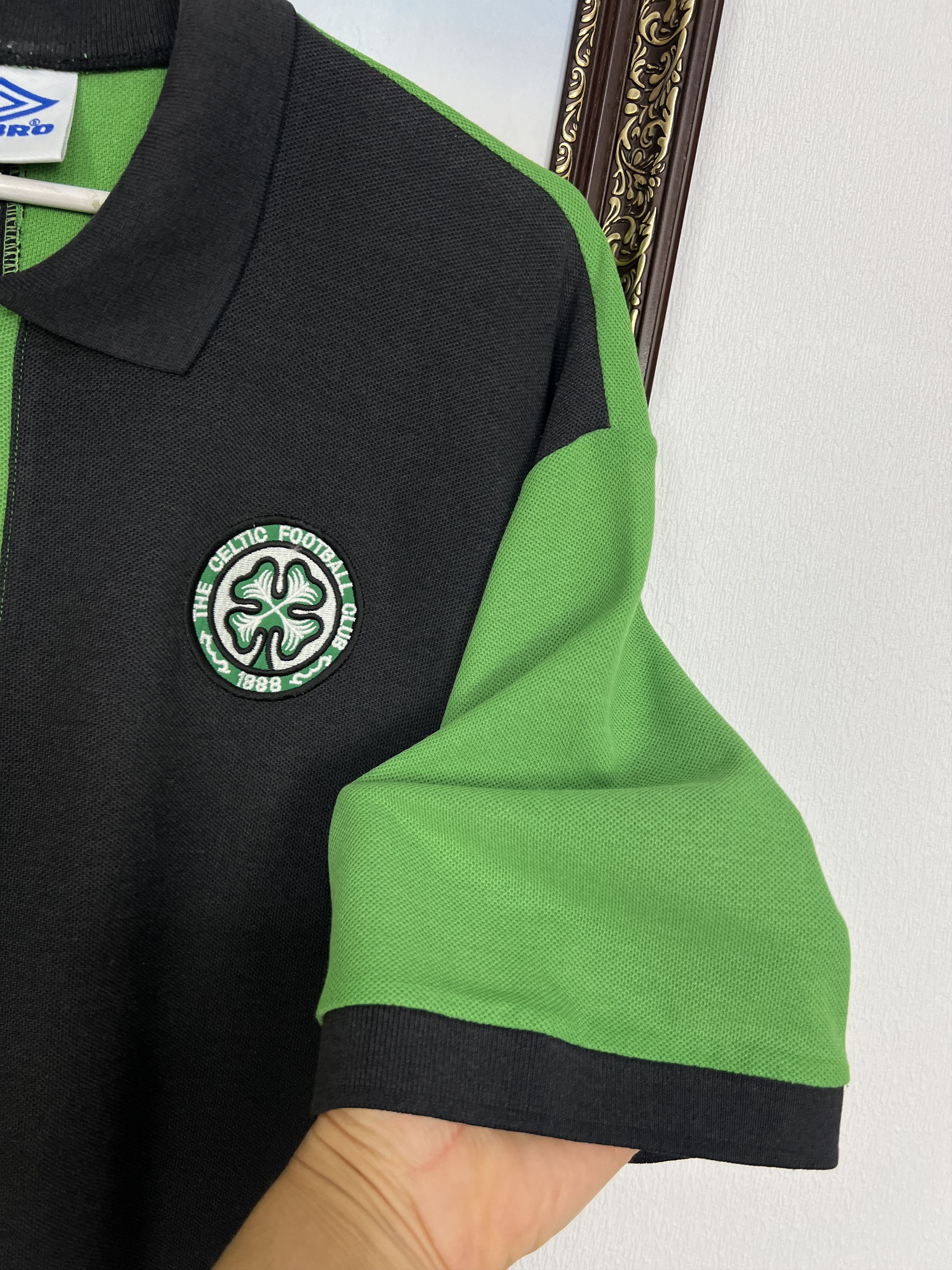 Umbro Vintage 90's Celtic Football Train Polo Soccer Jersey Trikot Size US XL / EU 56 / 4 - 4 Thumbnail