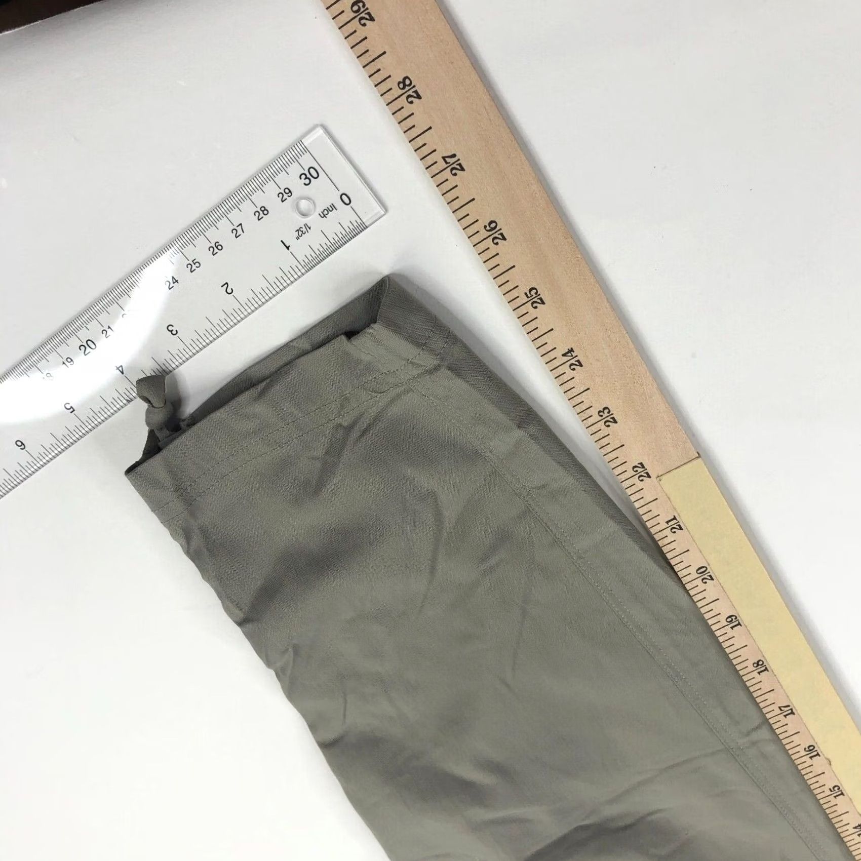 The North Face The North Face Pants Small Fit 28W 26L Thin Jogger Style Ruched Cinch Size 28" / US 6 / IT 42 - 3 Thumbnail