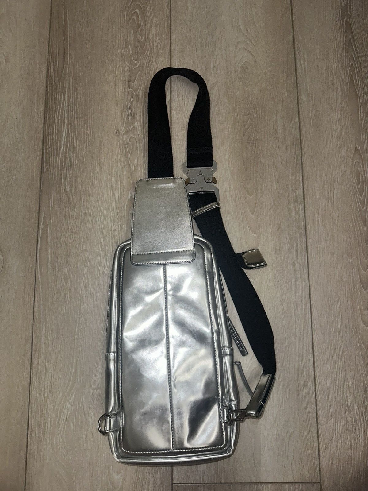 1017 ALYX 9SM × Alyx ALYX Cross Body Bag - Silver (Rare) Size ONE SIZE - 5 Thumbnail