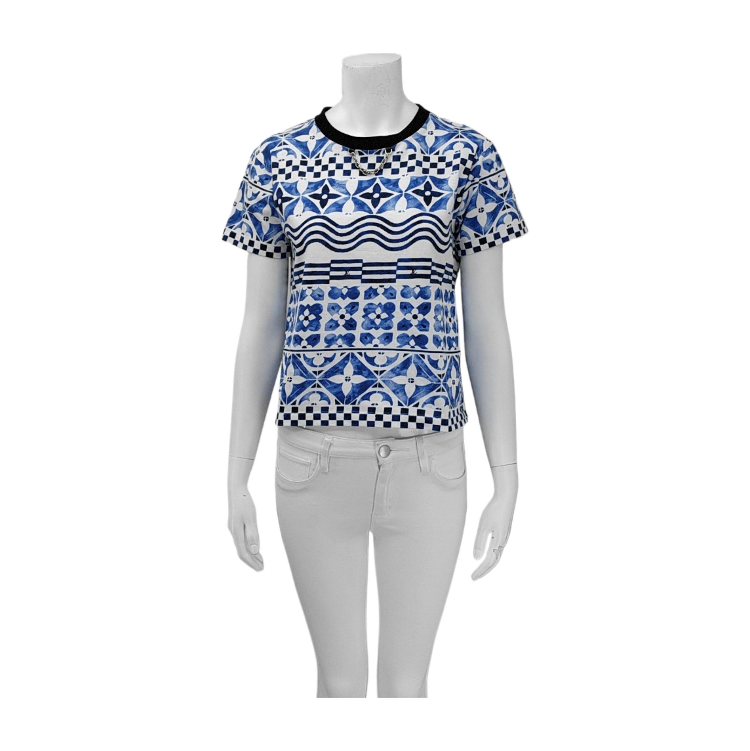 Louis Vuitton Louis Vuitton Patterned Short Sleeve T-Shirt Size XS Size XS / US 0-2 / IT 36-38 - 1 Thumbnail