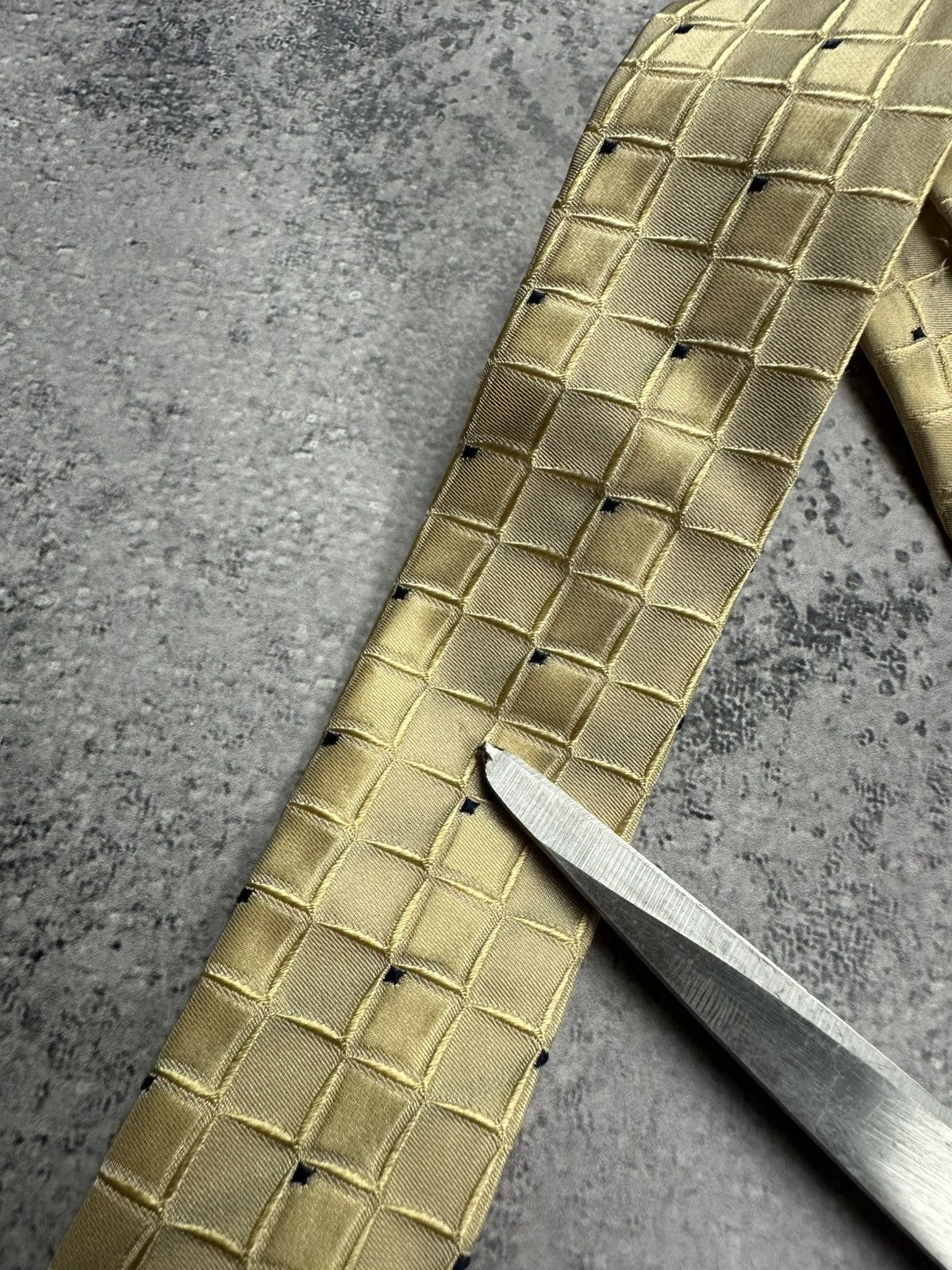 Zilli Zilli Gold Chain Logo Tie Pure Silk Italy Old Money Necktie Size ONE SIZE - 14 Thumbnail