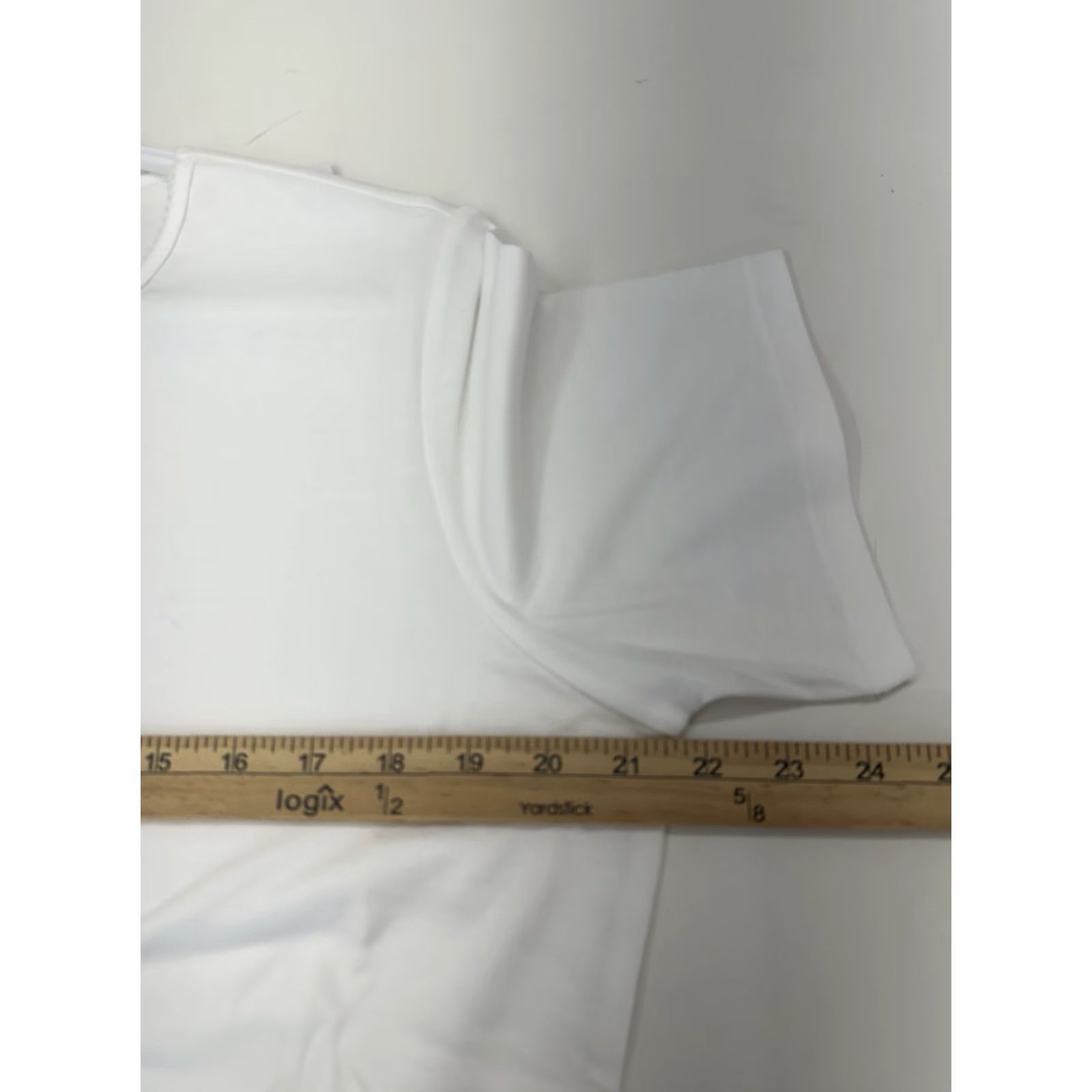 Vintage VINTAGE Drapers & Damons Womens Shirt Large White V-Neck Short Sleeve M14629 Size L / US 10 / IT 46 - 7 Thumbnail