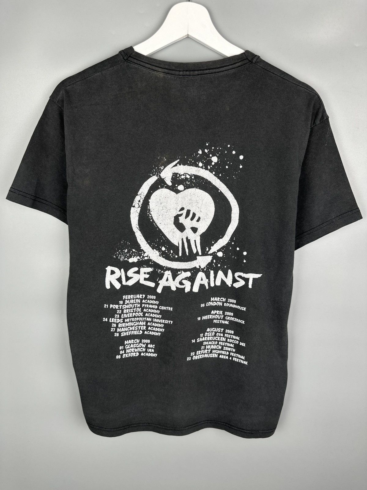 Band Tees Vintage Rise Against Punk Rock Band Graphic T Shirt Tee Size US M / EU 48-50 / 2 - 2 Thumbnail