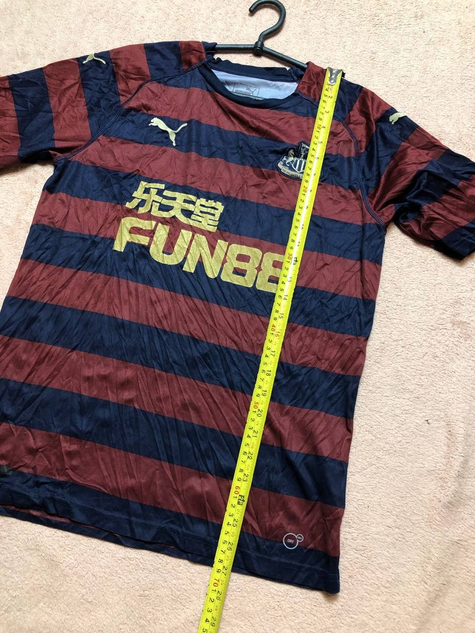 Puma Newcastle United Football Shirt 2018 2019 Away Puma Size US M / EU 48-50 / 2 - 9 Thumbnail