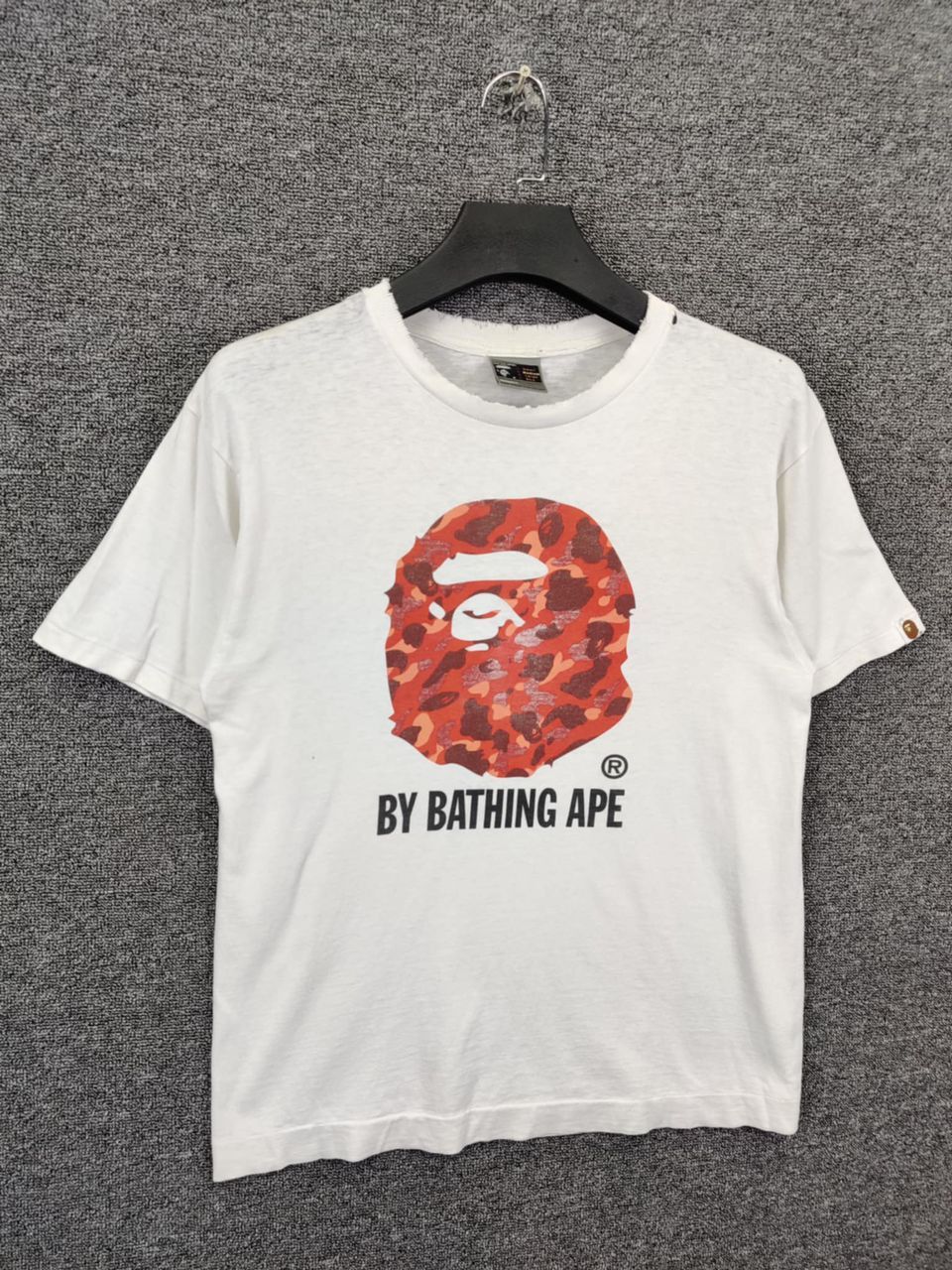 Bape Thrashed Vintage 90s A Bathing Ape Distressed Tee Tshirt Size US M / EU 48-50 / 2 - 3 Thumbnail