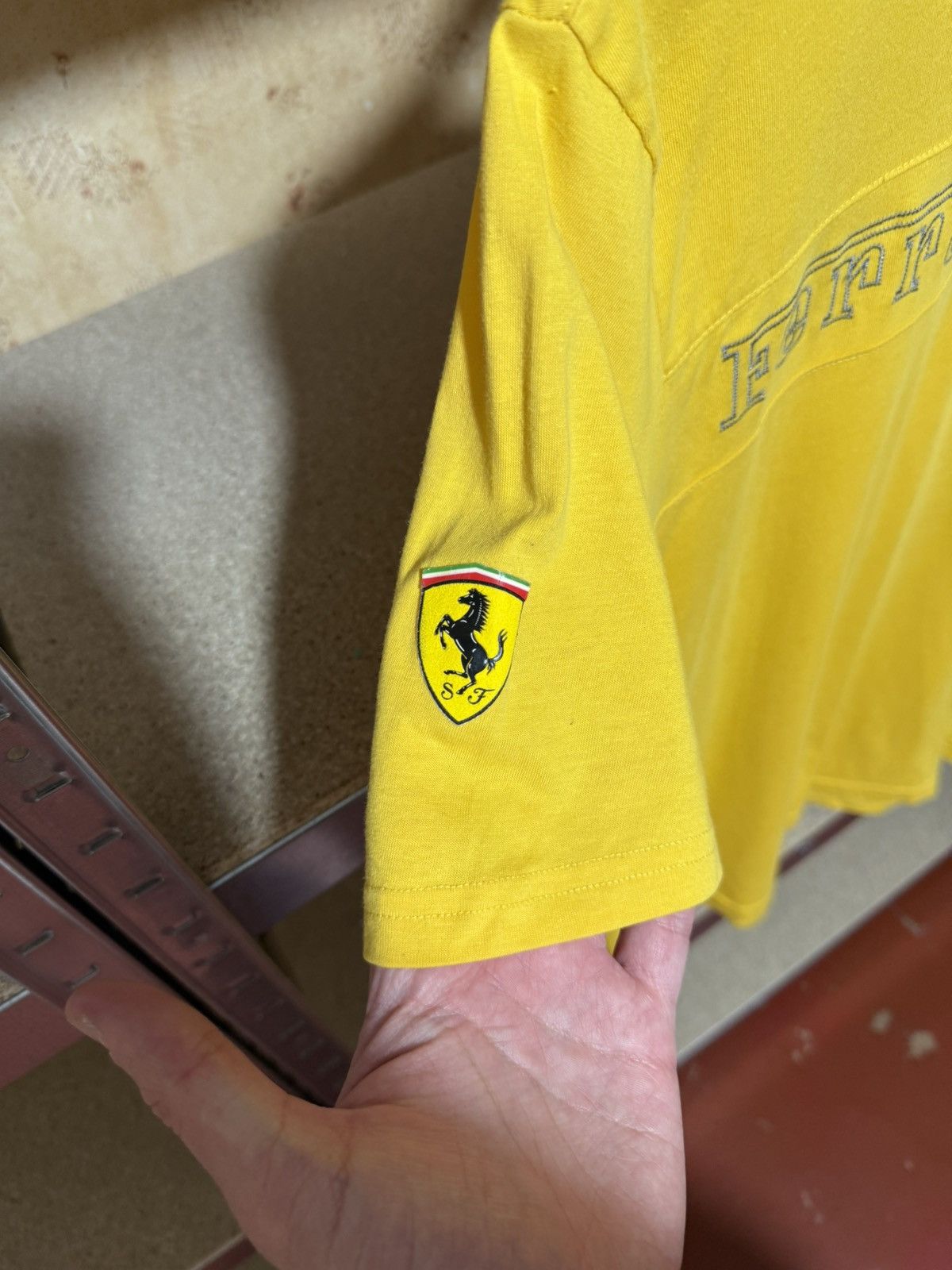 Ferrari × Formula 1 × Puma Vintage 90’s Puma Ferrari Racing Retro Formula Uno T-Shirt Size US L / EU 52-54 / 3 - 4 Thumbnail