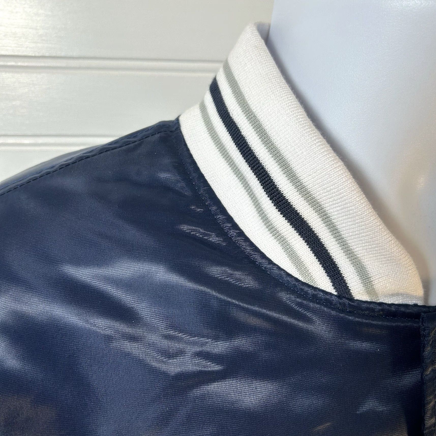 Starter VINTAGE? No. Size US L / EU 52-54 / 3 - 6 Thumbnail
