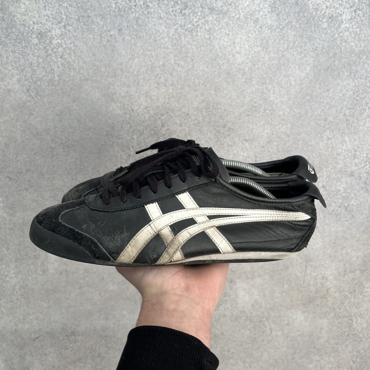 Onitsuka Tiger Asics Onitsuka Tiger Mexico 66 Vintage Leather Sneakers Rare Size US 9 / EU 42 - 6 Thumbnail