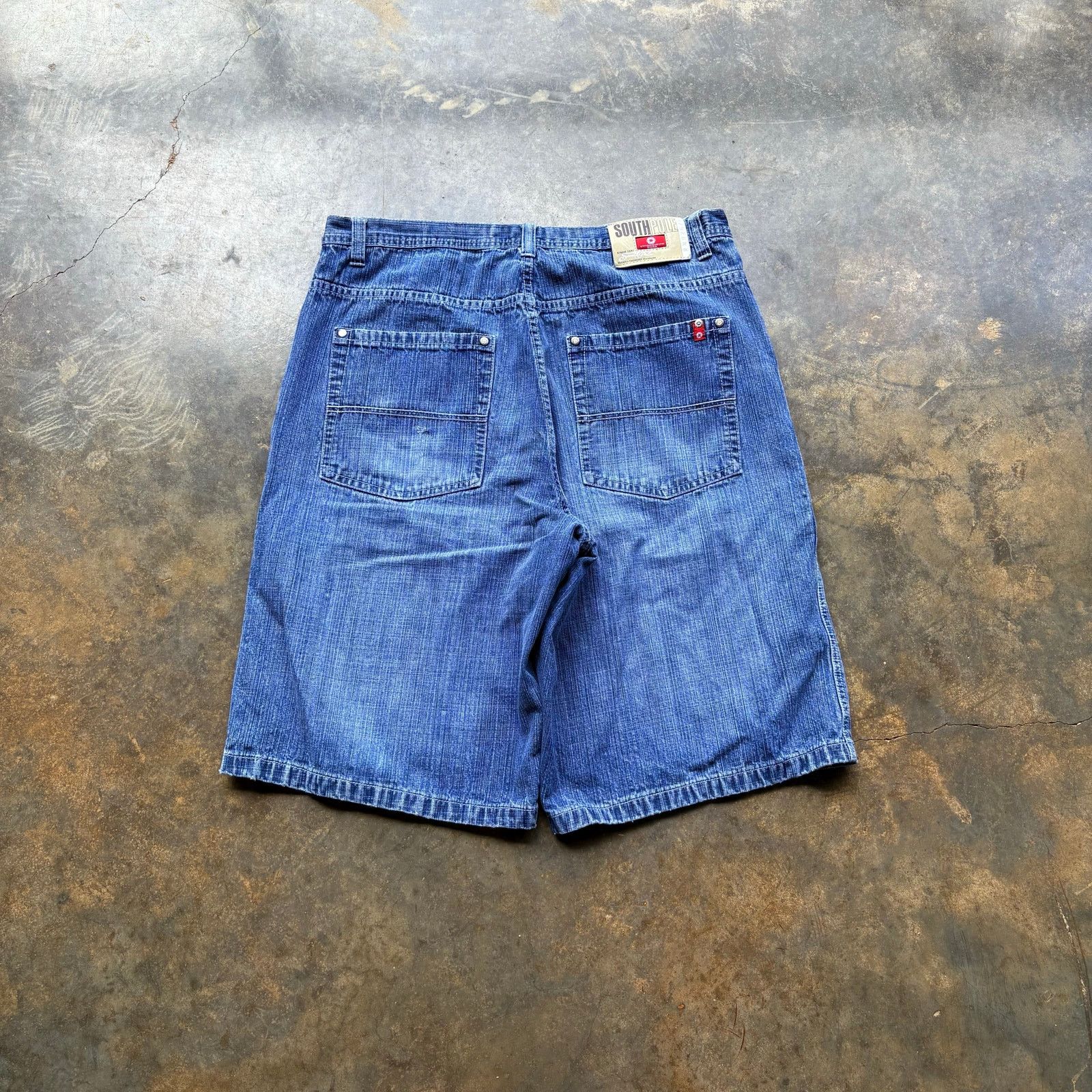 Southpole Vintage Baggy Y2K Red Tab Southpole Jorts Size 38 Size US 38 / EU 54 - 1 Thumbnail