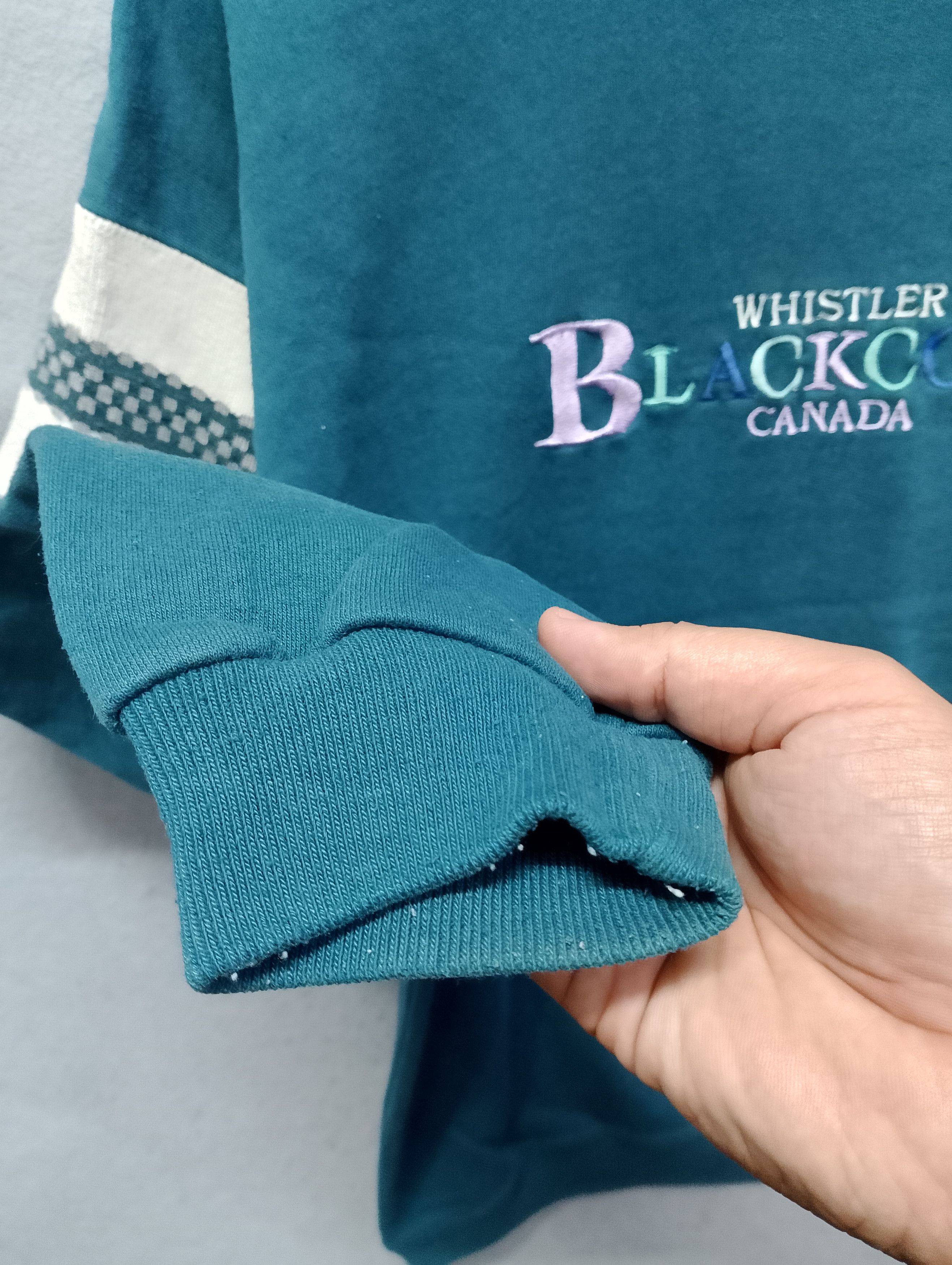 Vintage Vintage Whistler Blackcomb Canada Crewneck Sweatshirt Size US M / EU 48-50 / 2 - 7 Thumbnail