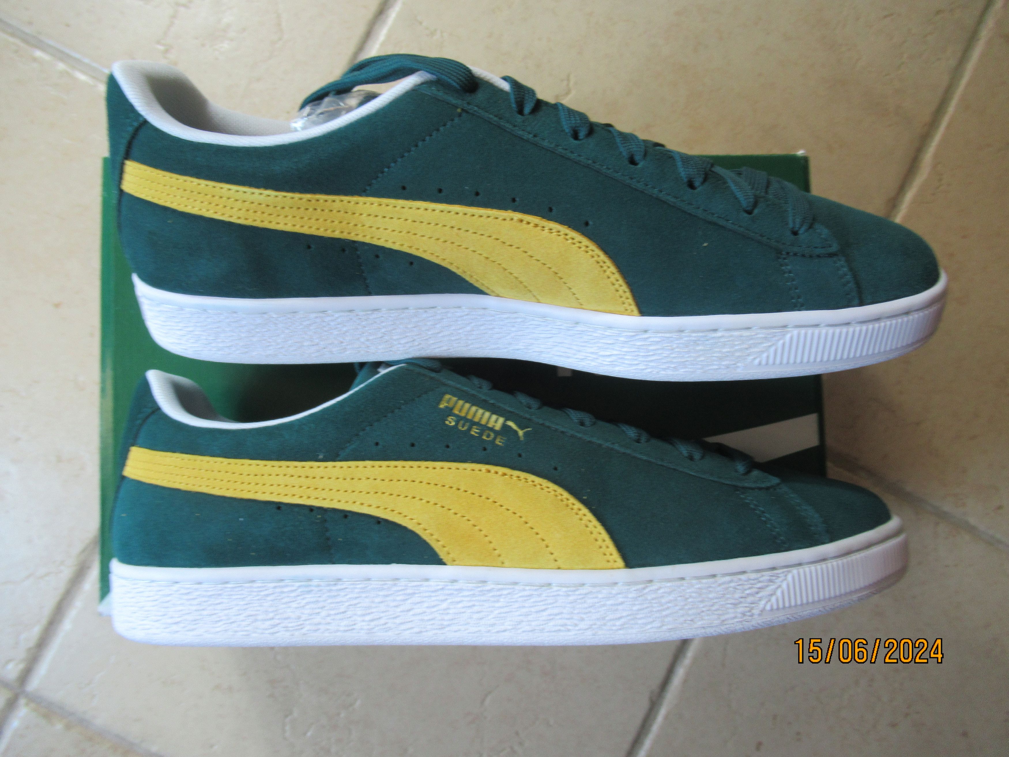 Puma Puma Suede Teams II Size US 12 / EU 45 - 2 Thumbnail