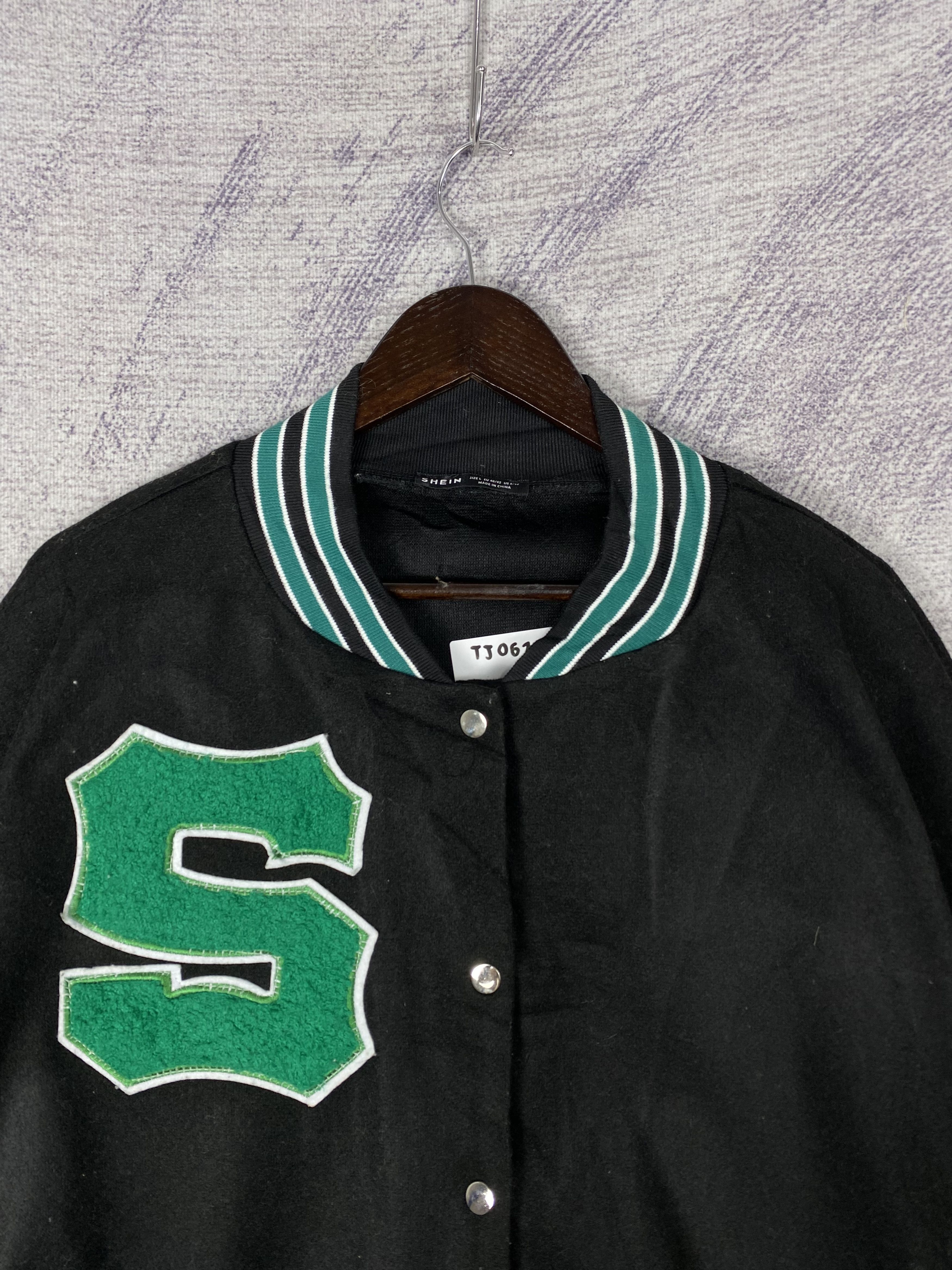 Shein Vintage Shein Sleeve Pvc Varsity Jacket Size US L / EU 52-54 / 3 - 2 Thumbnail