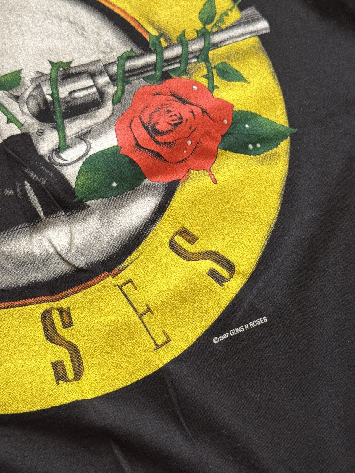 Band Tees Vintage 80’s 1987 Guns N Roses Rock Band Tour T-Shirt Size US M / EU 48-50 / 2 - 2 Thumbnail