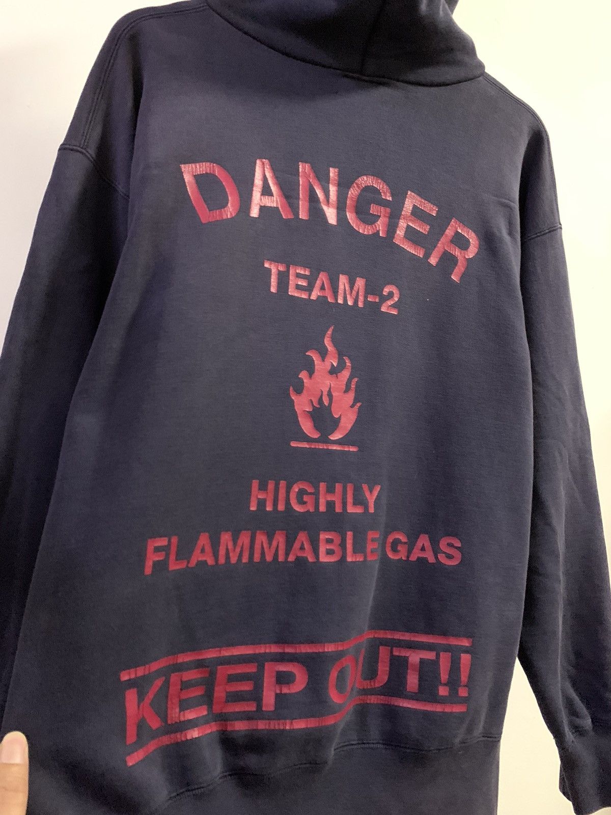 Vintage Vintage Fire Fighter spellout Distressed Hoodie Size US L / EU 52-54 / 3 - 13 Thumbnail