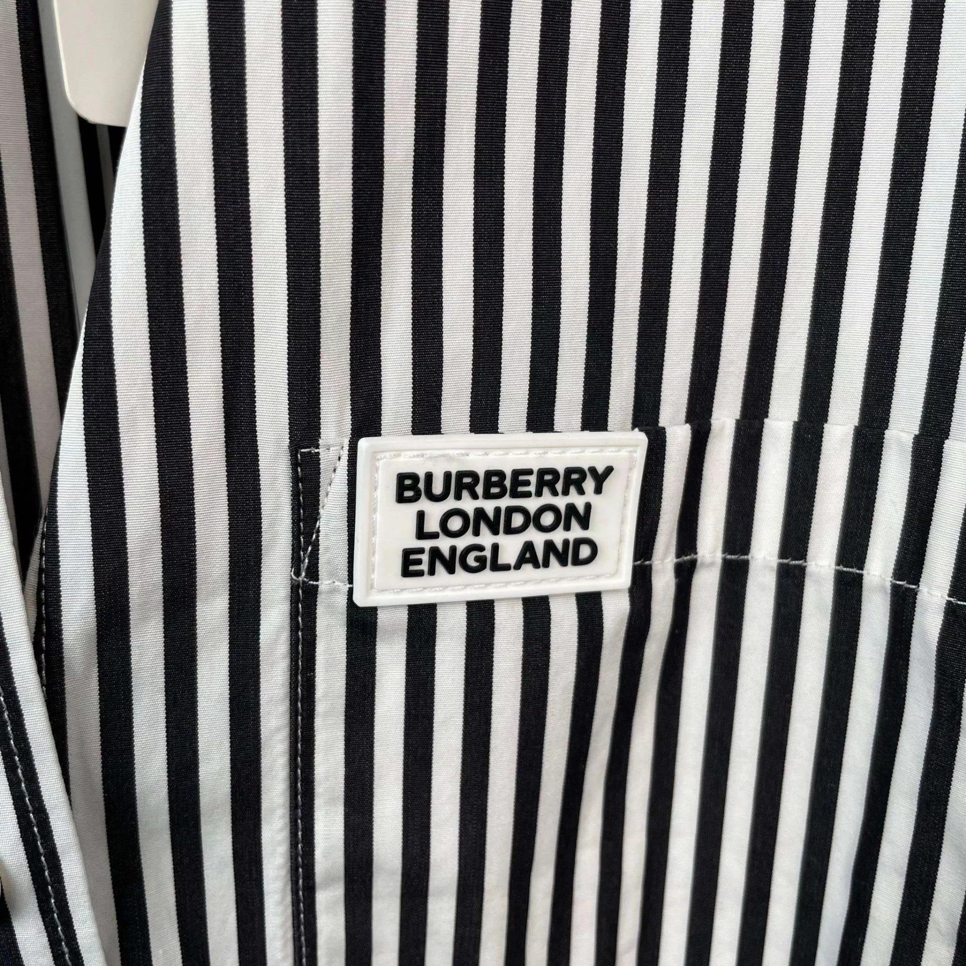 Burberry Burberry cotton long shirt 170 black white stripe Size XL / US 12-14 / IT 48-50 - 6 Thumbnail