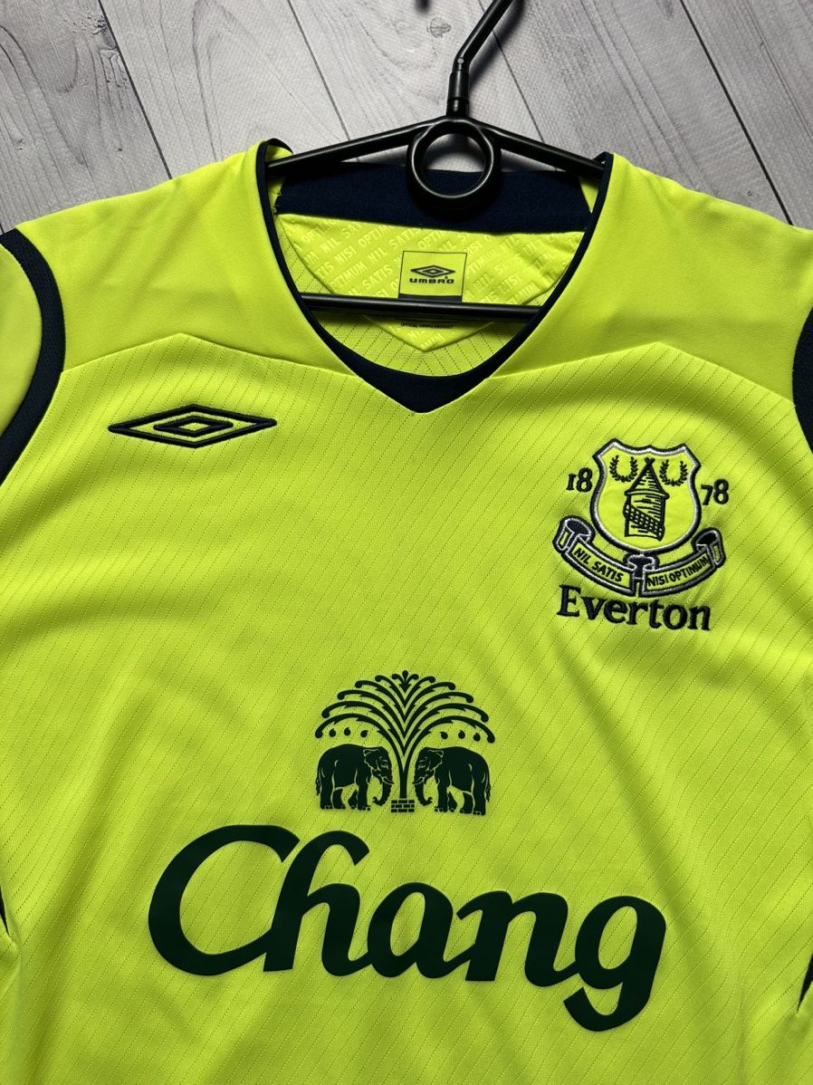 Umbro × Vintage Vintage Umbro Everton soccer jersey away yellow rare M Size US M / EU 48-50 / 2 - 5 Thumbnail