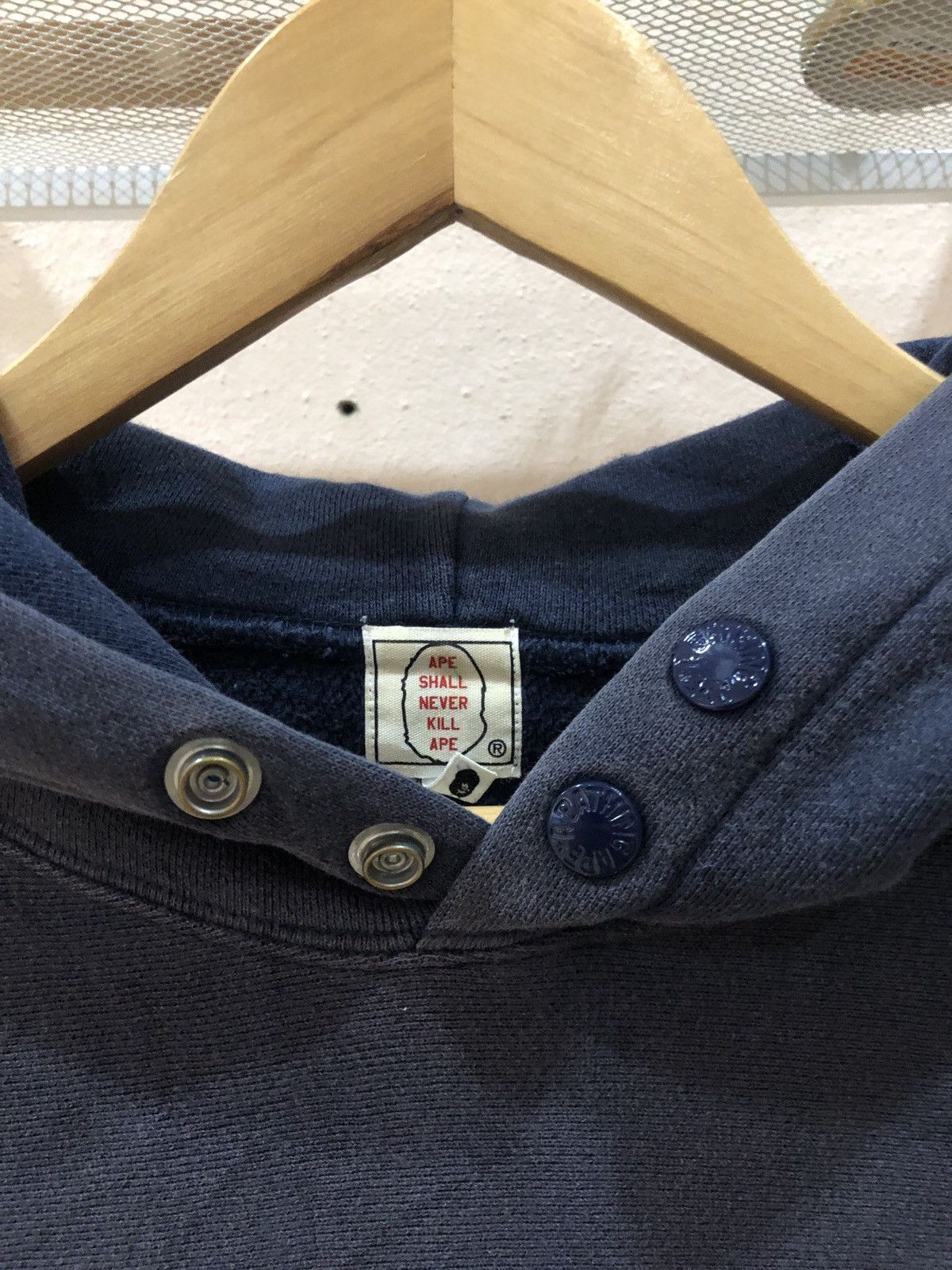 Bape OG Vintage 2000 A Bathing Ape Bape Spellout Sunfaded Hoodie Size US L / EU 52-54 / 3 - 4 Thumbnail