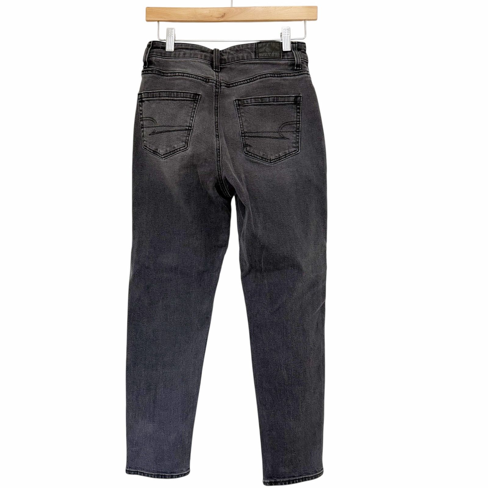 American Eagle Outfitters American Eagle Black Mom Jeans Sz 0 Short Size 25" / US 0 / IT 36 - 5 Thumbnail