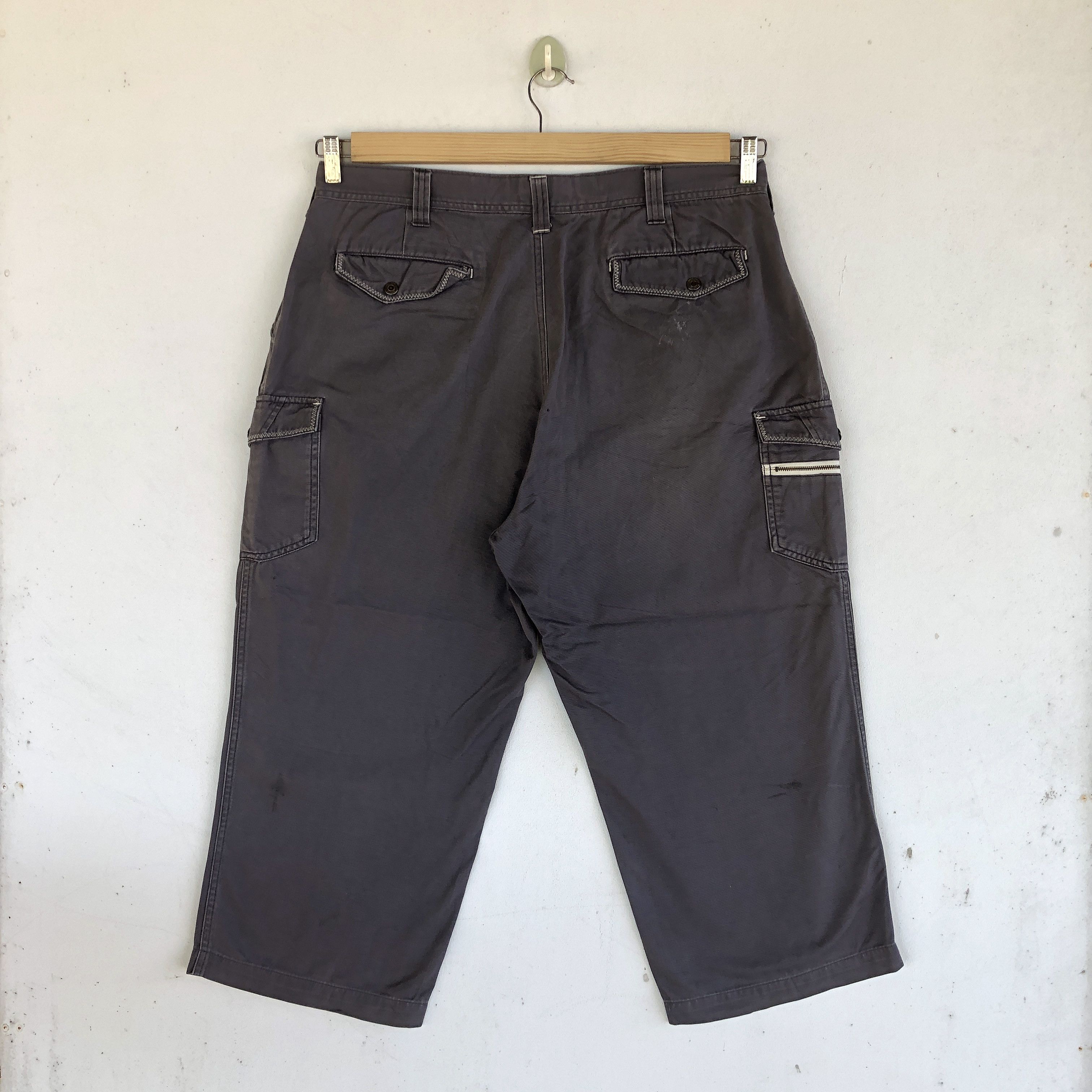 Japanese Brand Vintage Japanese Cargo Pants Multi Pocket Baggy Trousers Size US 36 / EU 52 - 2 Thumbnail