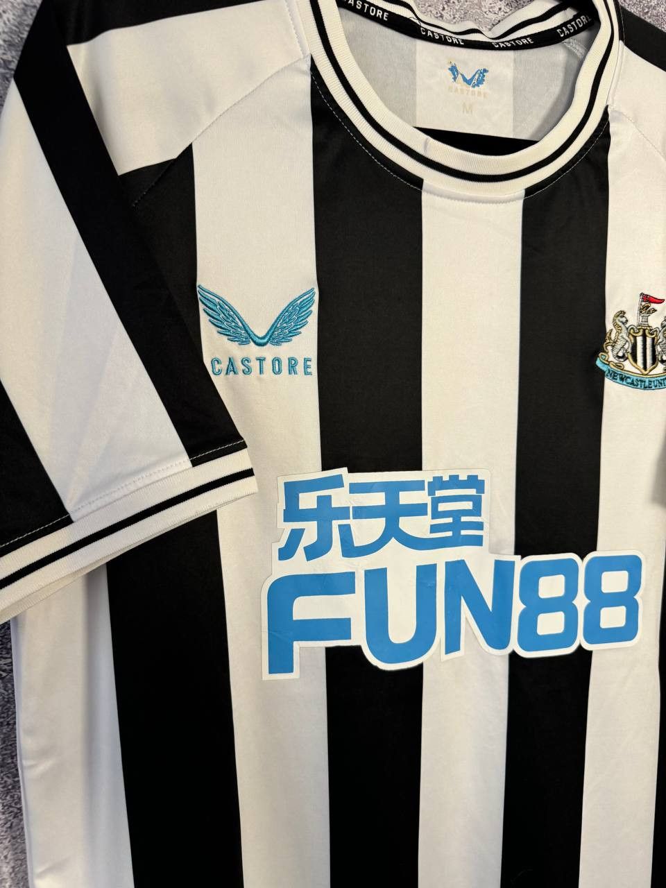 Castore × Vintage Vintage Newcastle United 2022/23 Castore Soccer Jersey Size US M / EU 48-50 / 2 - 5 Thumbnail