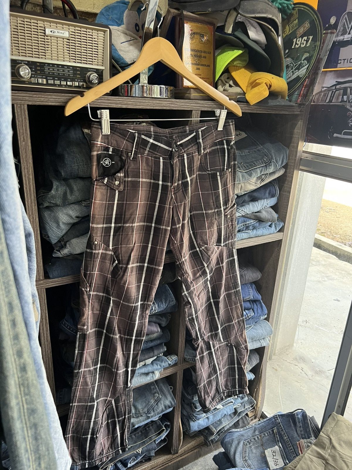 If Six Was Nine 🔥Redark Plaid Cargo Pant Size 29" - 4 Thumbnail