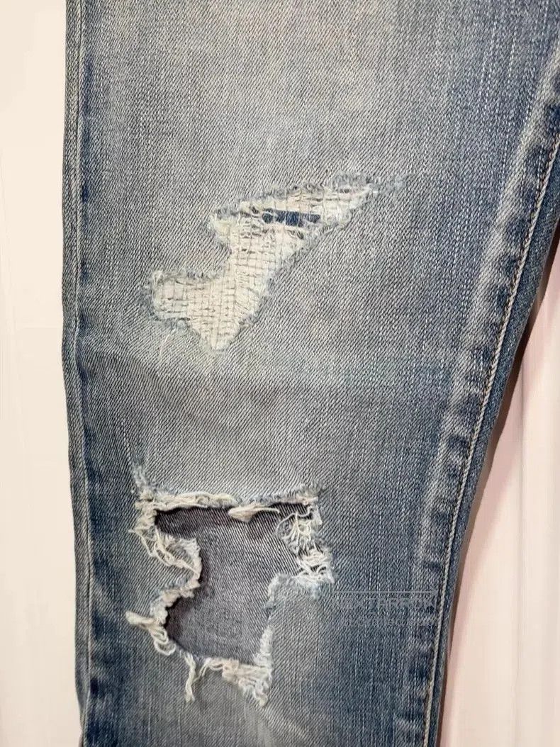 Saint Laurent Paris SLP Distressed Denim Jeans Size 30. Size US 30 / EU 46 - 7 Thumbnail