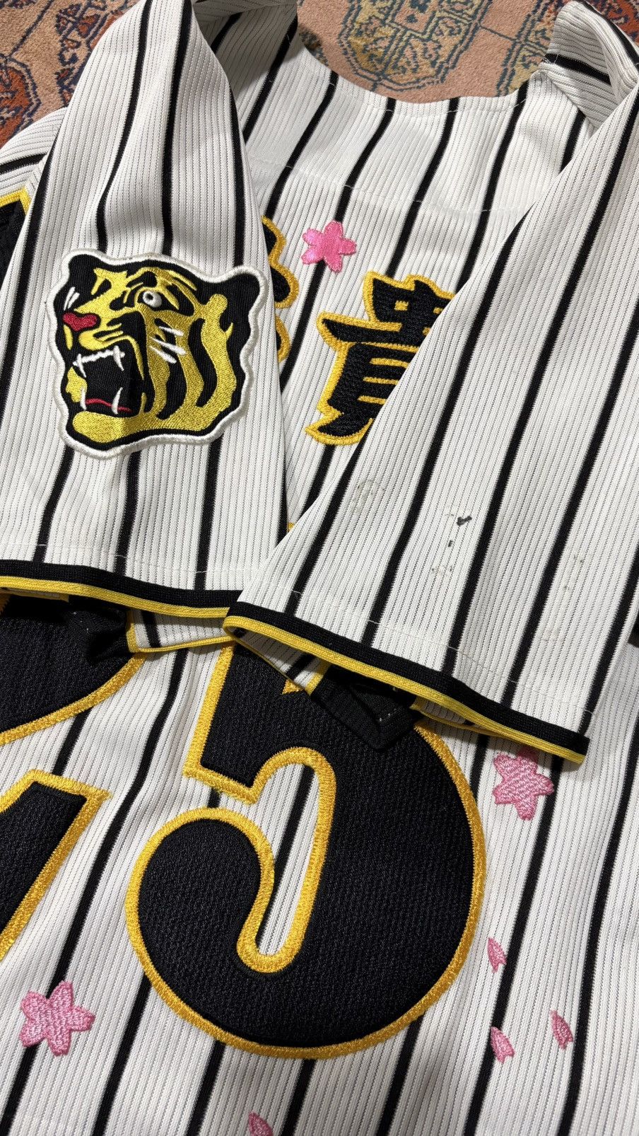 Japanese Brand Hanshin Tigers Japanese Baseball Jersey #25 Takahiro arai Size US S / EU 44-46 / 1 - 4 Thumbnail