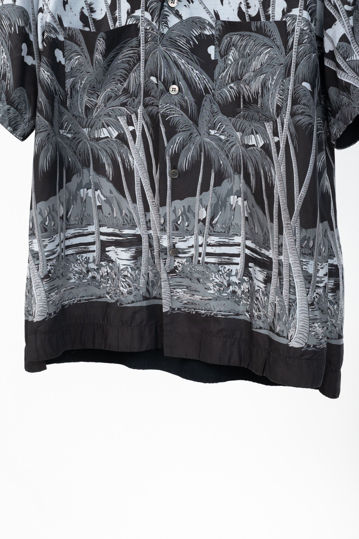 Sacai Sacai x Sun Surf Grey Diamond Head Tropical Shirt Size US S / EU 44-46 / 1 - 8 Thumbnail