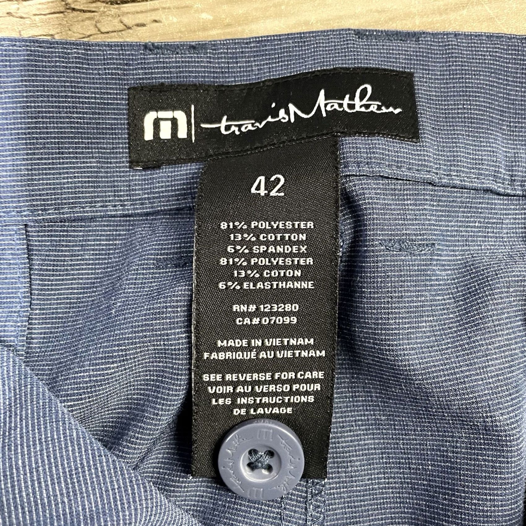 TravisMathew Travis Mathew Polyester Blend Blue Casual Shorts Mens 42 Chino Size 42 Blue Casual Mens Size US 42 / EU 58 - 4 Thumbnail